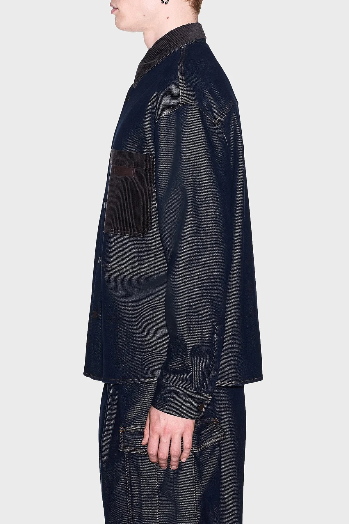 Armani Exchange Kadife Detaylı Pamuklu Oversize Kot Erkek Gömlek XM003402 AF27235 MB001 Mavi - 4
