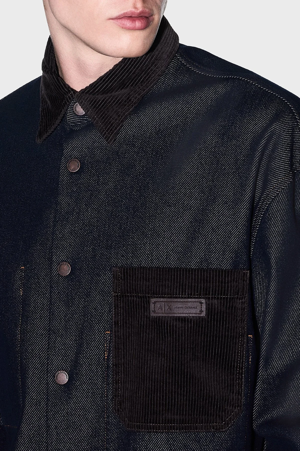 Armani Exchange Kadife Detaylı Pamuklu Oversize Kot Erkek Gömlek XM003402 AF27235 MB001 Mavi - 5