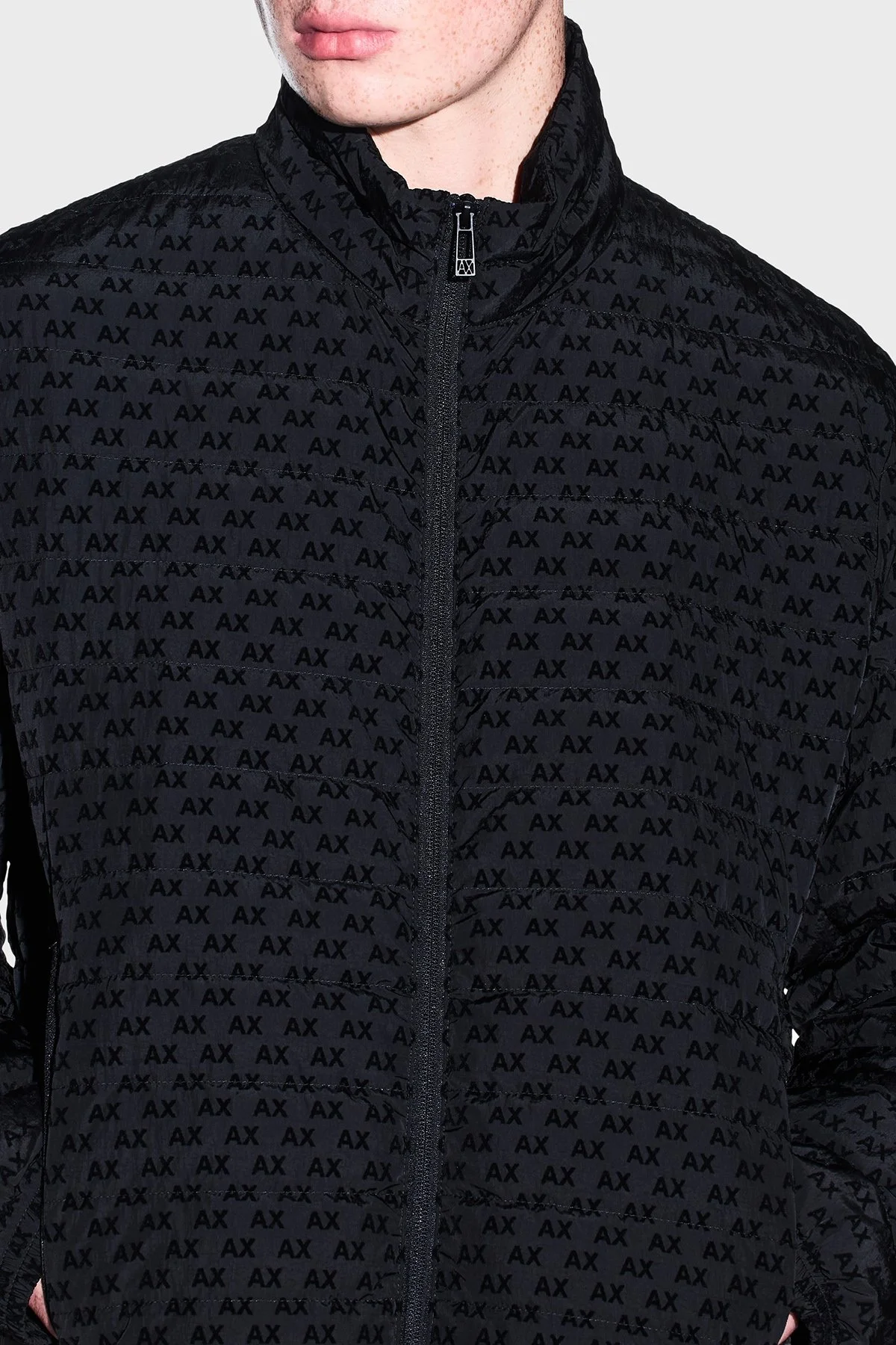 Armani Exchange Kadife Dokulu Dik Yaka Kuş Tüyü Dolgulu Erkek Mont XM003510 AF19870 UC001 Siyah - 3