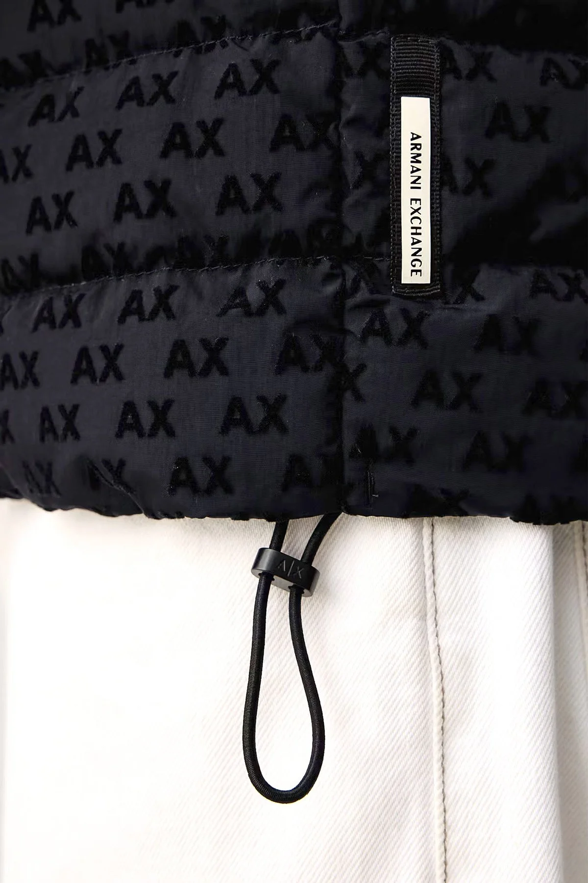 Armani Exchange Kadife Dokulu Kuş Tüyü Dolgulu Şişme Erkek Mont XM003510 AF19870 UB101 Lacivert - 5