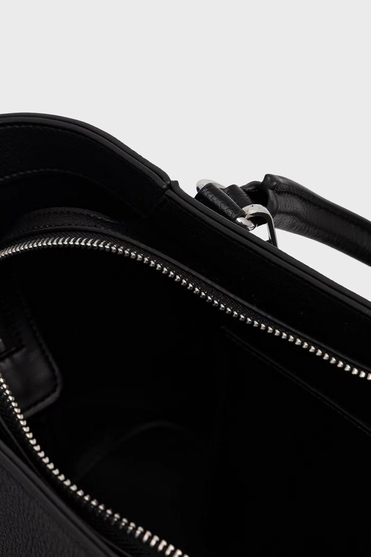 Armani Exchange Kadın Çanta XW003086 AF26569 UC001 Siyah - 5