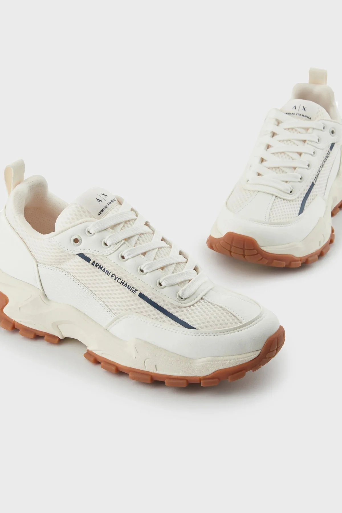 Armani Exchange Kalın Tabanlı Logolu Sneaker Erkek Ayakkabı XUX194 XV793 N481 BEYAZ-LACİVERT - 11