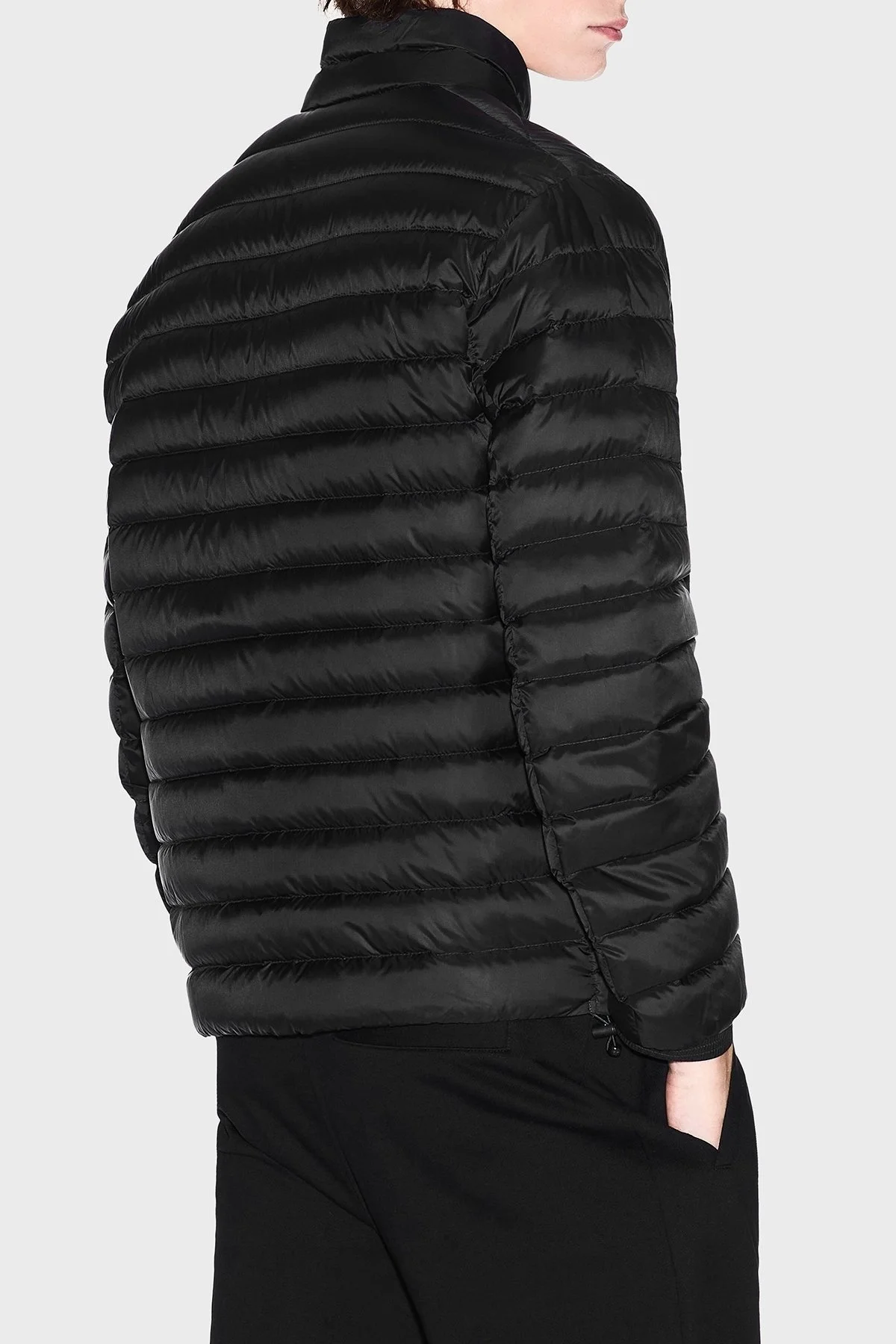 Armani Exchange Kapitoneli Kuş Tüyü Dolgulu Regular Fit Dik Yaka Şişme Erkek Mont XM001919 AF16927 UC001 SİYAH - 3