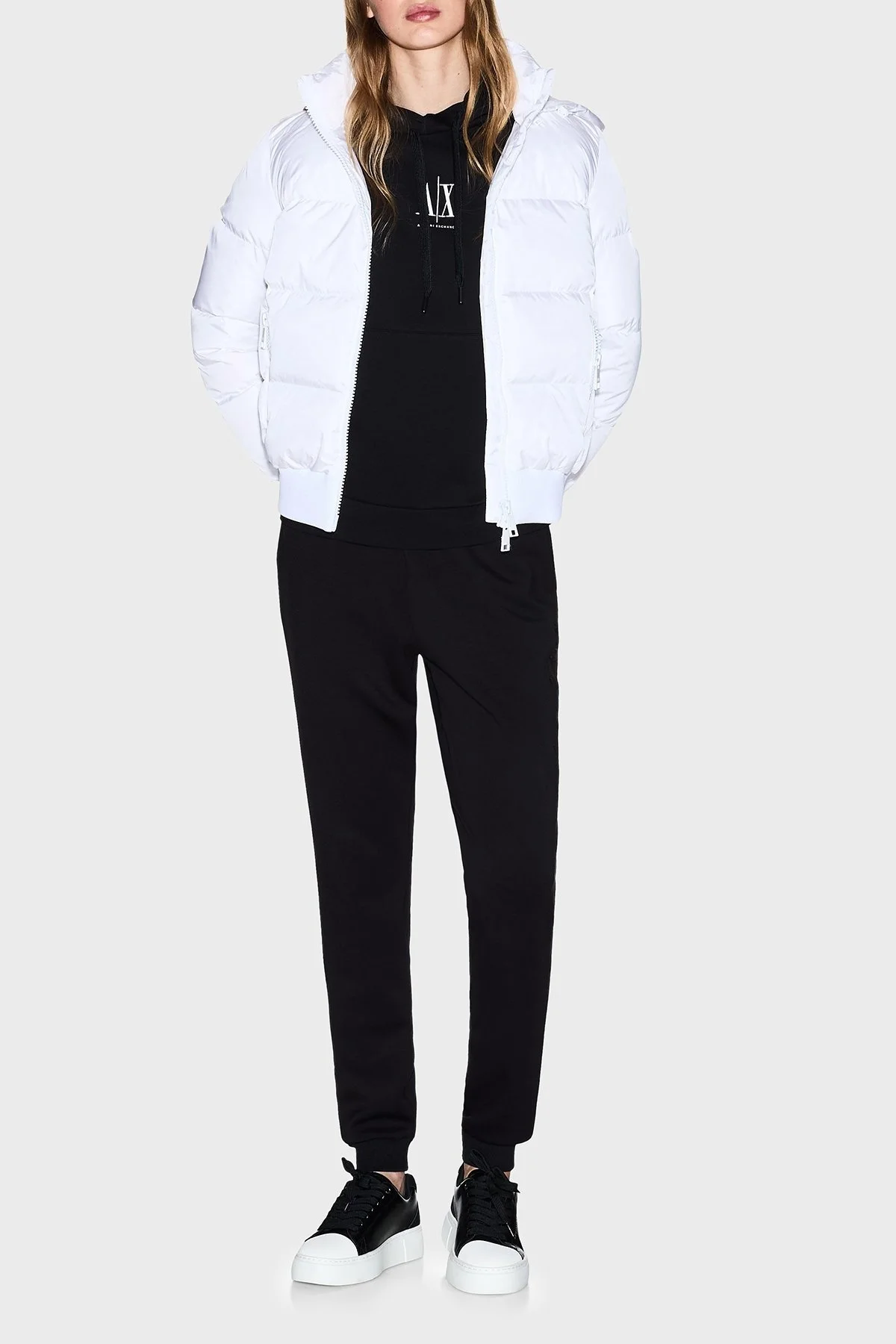 Armani Exchange Kapitoneli Regular Fit Çıkarılabilir Kapüşonlu Şişme Bayan Mont XW000228 AF12286 U0002 BEYAZ - 2
