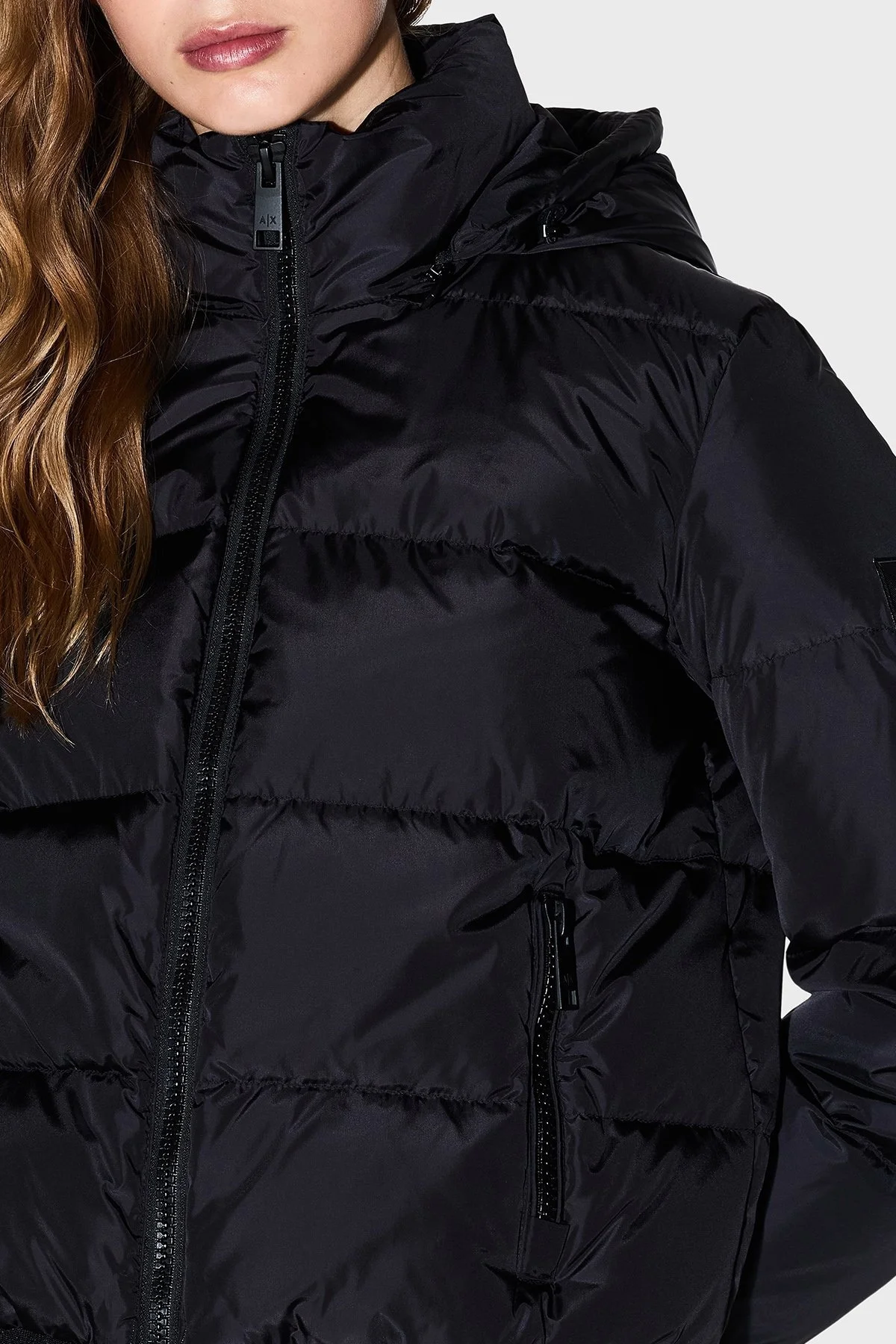 Armani Exchange Kapitoneli Regular Fit Çıkarılabilir Kapüşonlu Şişme Bayan Mont XW000228 AF12286 UC001 SİYAH - 4