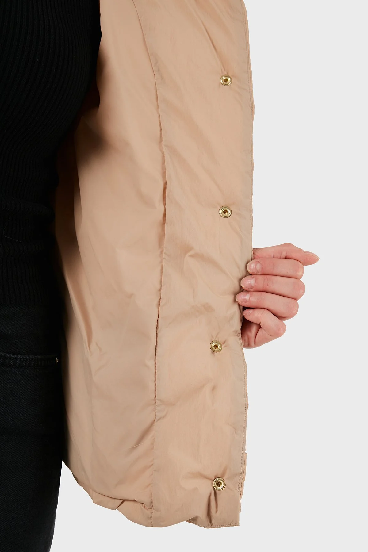 Armani Exchange Kapitoneli Regular Fit Dik Yaka Düğmeli Bayan Mont XW000653 AF15984 U1051 KUM - 6