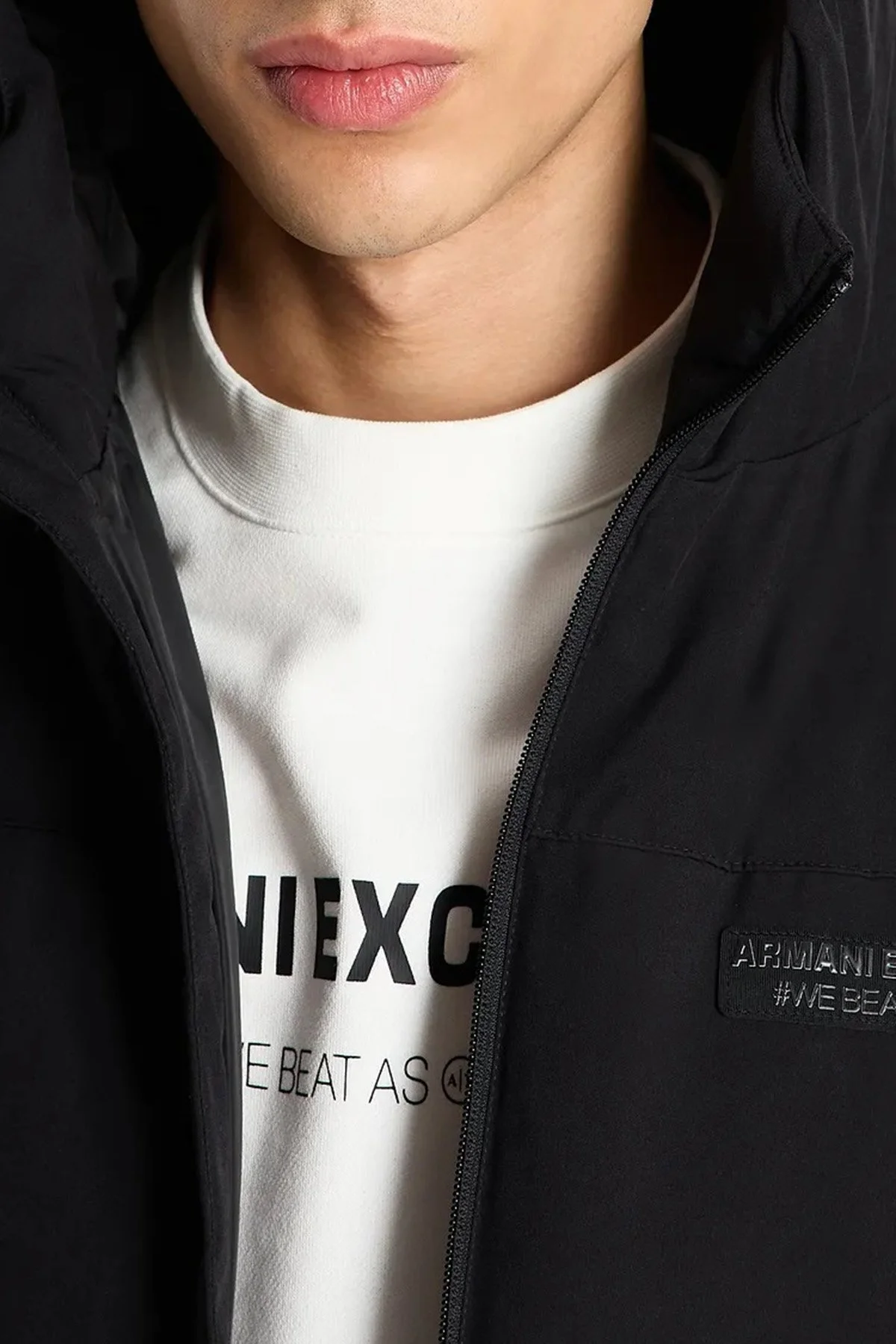 Armani Exchange Kapüşonlu Çift Yönlü Fermuarlı Regular Fit Erkek Mont 6RZB03 ZNICZ 1200 SİYAH - 5