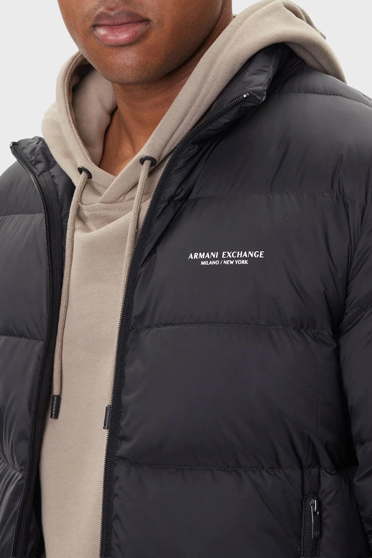 Armani Exchange Kuş Tüyü Dolgulu Regular Fit Dik Yaka Şişme Erkek Mont XM001575 AF16927 UC001 SİYAH - 4