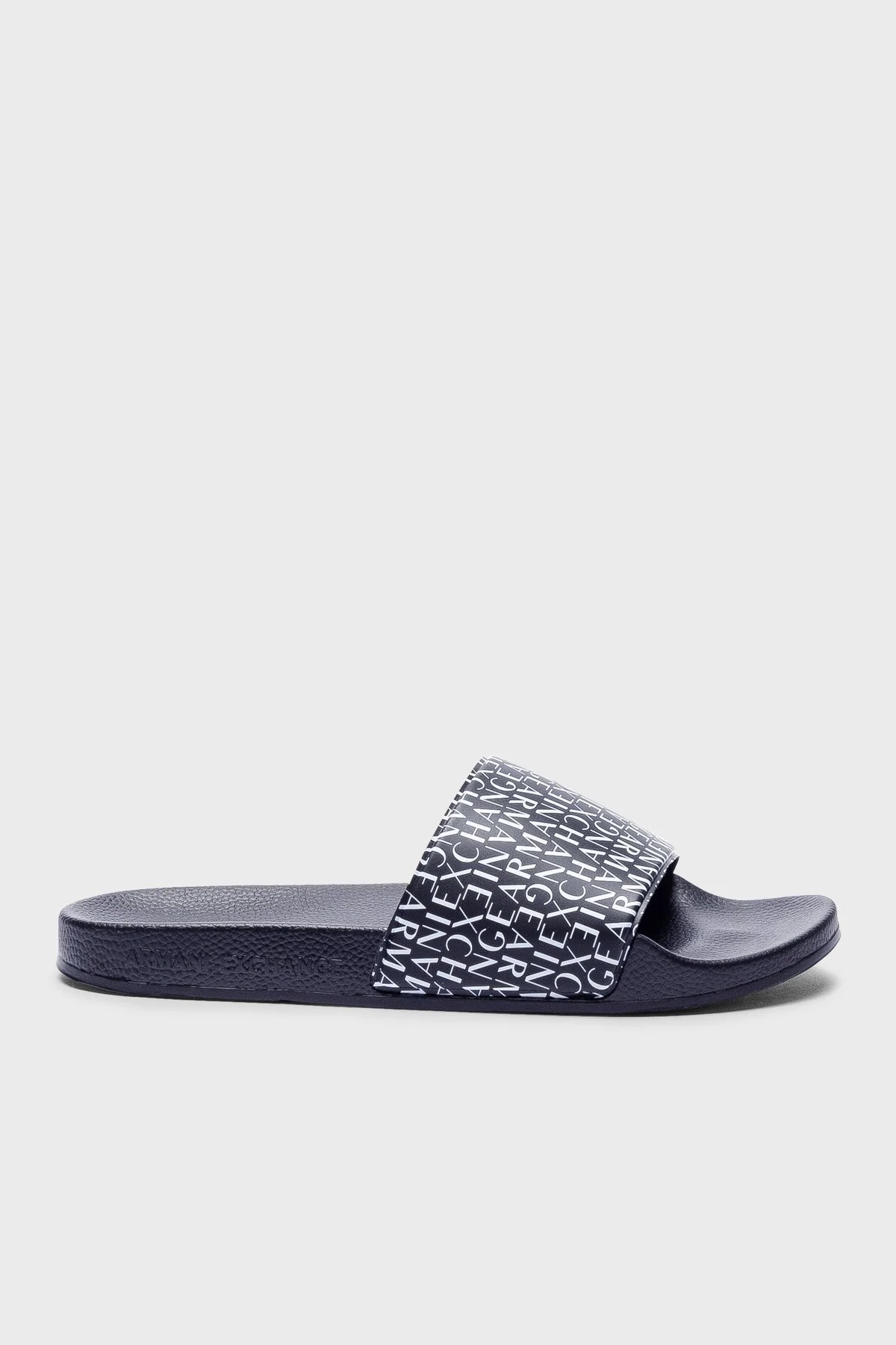 Armani Exchange Logo Baskılı Düz Erkek Terlik XUP004 XV679 S519 LACİVERT - 1