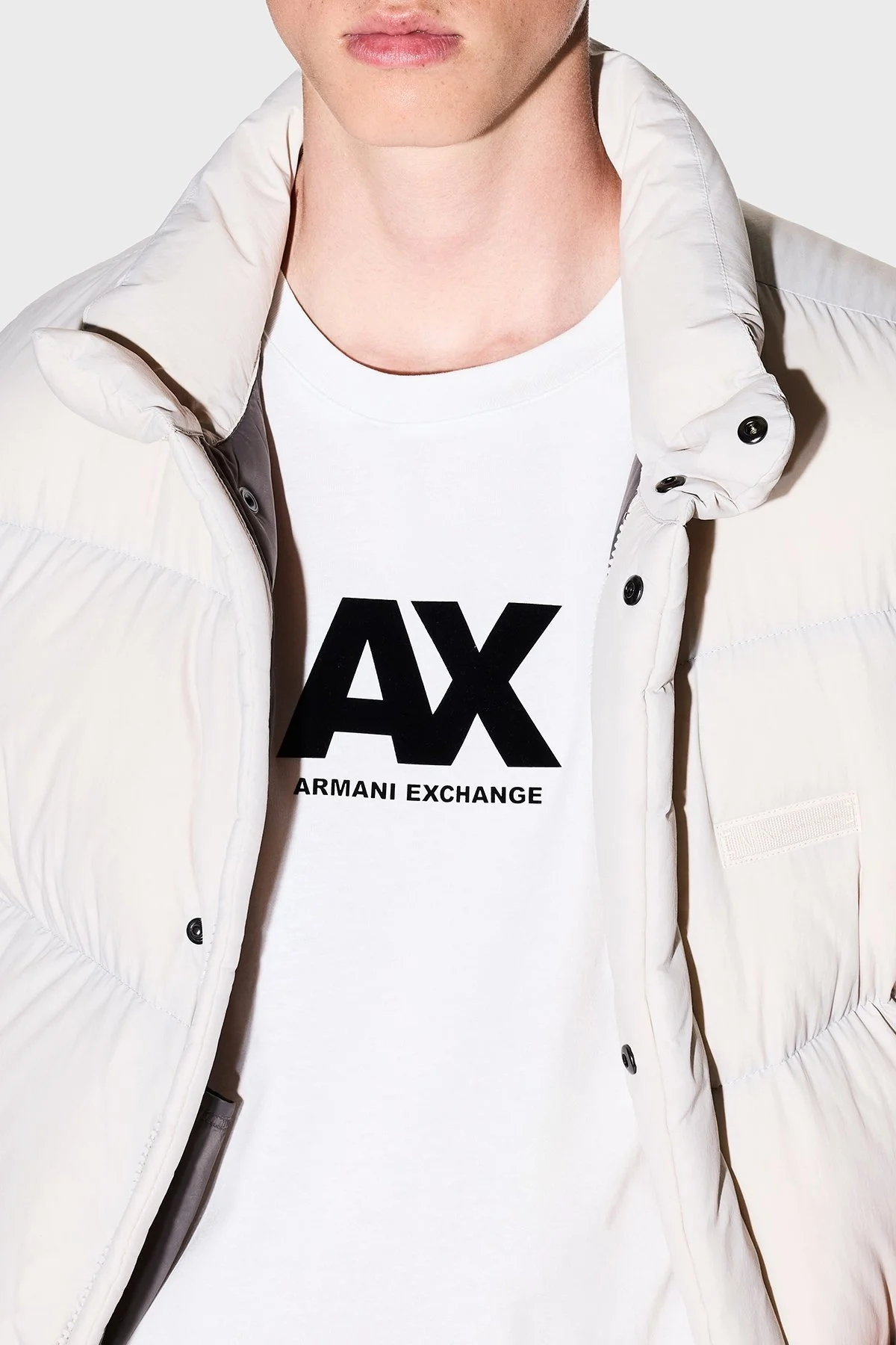 Armani Exchange Logo Baskılı Pamuklu Regular Fit Bisiklet Yaka Erkek T Shirt XM001403 AF16432 U0009 BEYAZ - 4