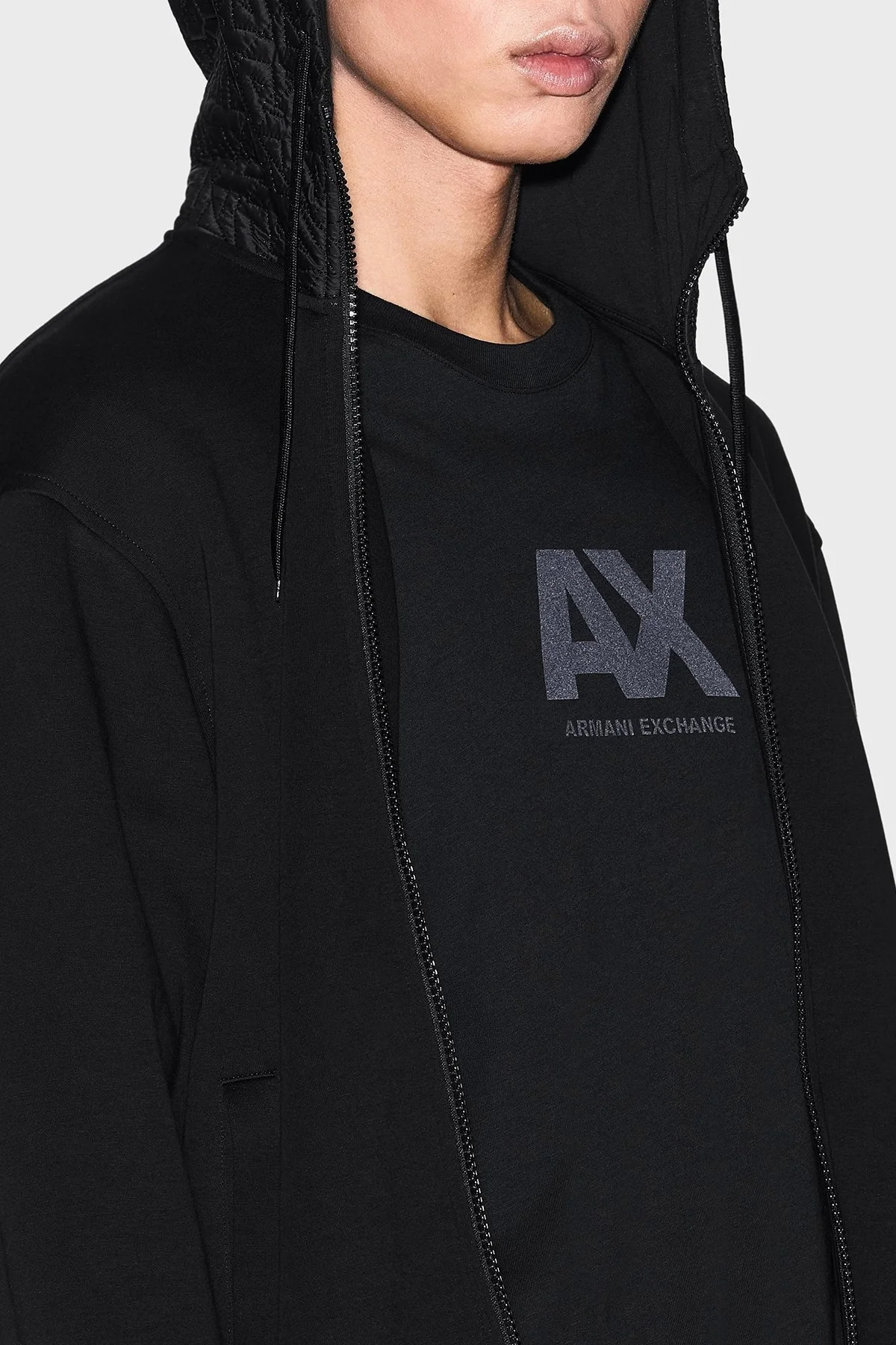 Armani Exchange Logo Baskılı Pamuklu Regular Fit Bisiklet Yaka Erkek T Shirt XM001403 AF16432 UC001 SİYAH - 4