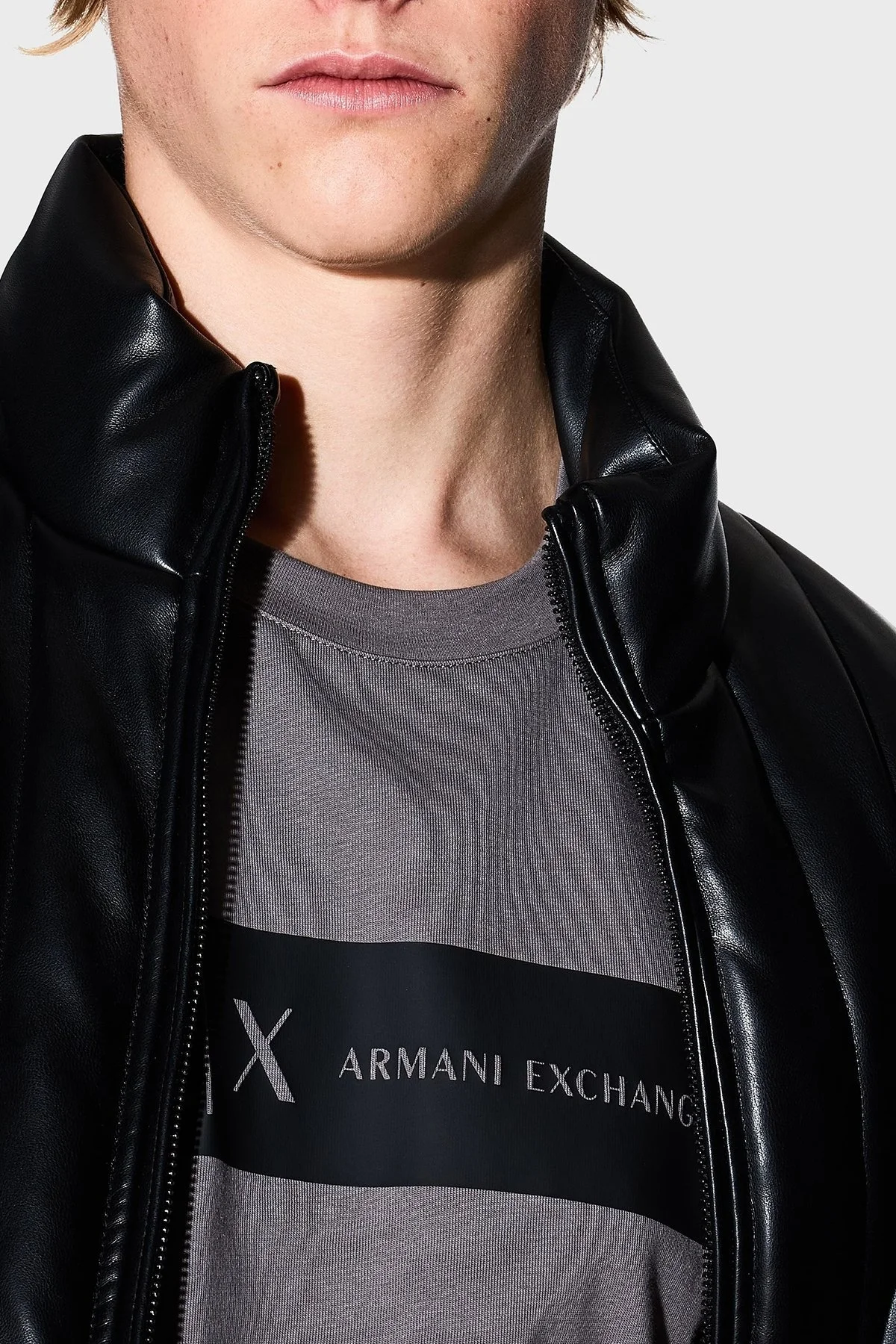 Armani Exchange Logo Baskılı Pamuklu Regular Fit Bisiklet Yaka Erkek T Shirt XM001425 AF10361 U8092 KOYU GRİ - 4