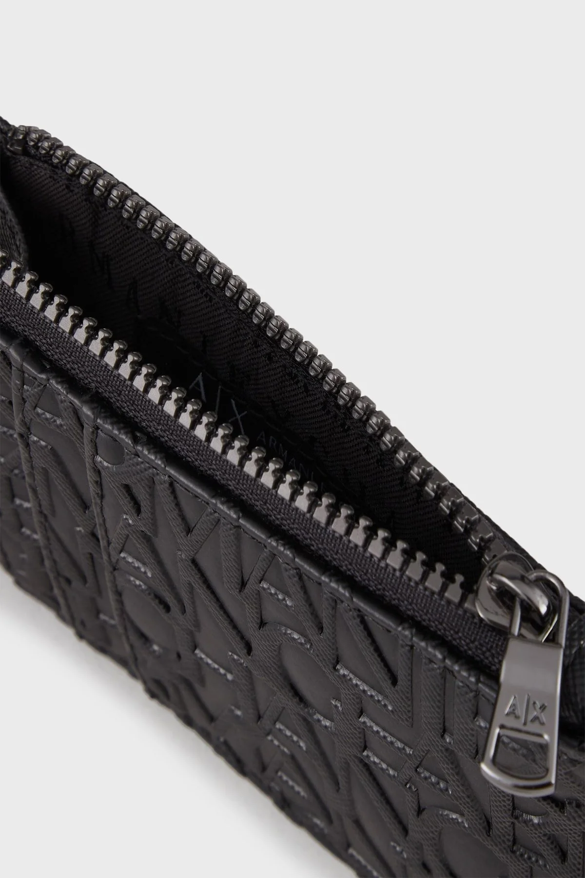 Armani Exchange Logo Kabartmalı Fermuarlı Erkek Kartlık 958469 CC838 00020 SİYAH - 3