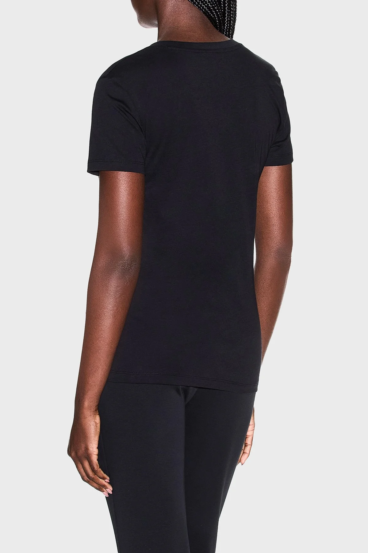 Armani Exchange Logolu % 100 Pamuk Regular Fit V Yaka Bayan T Shirt XW002330 AF10356 UC001 SİYAH - 3