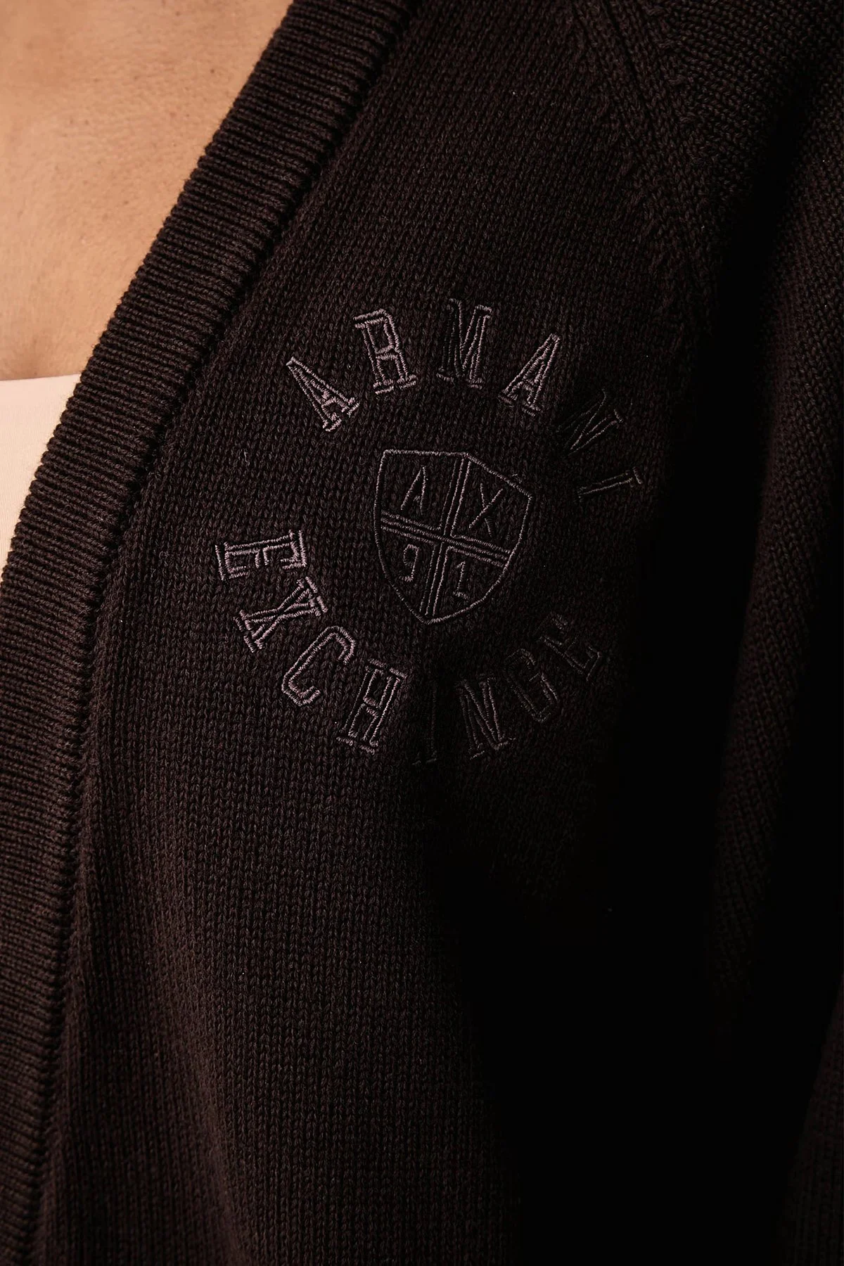 Armani Exchange Logolu % 100 Pamuk V Yaka Düğmeli Kadın Hırka XW002878 AF16552 U6032 Kahve - 5