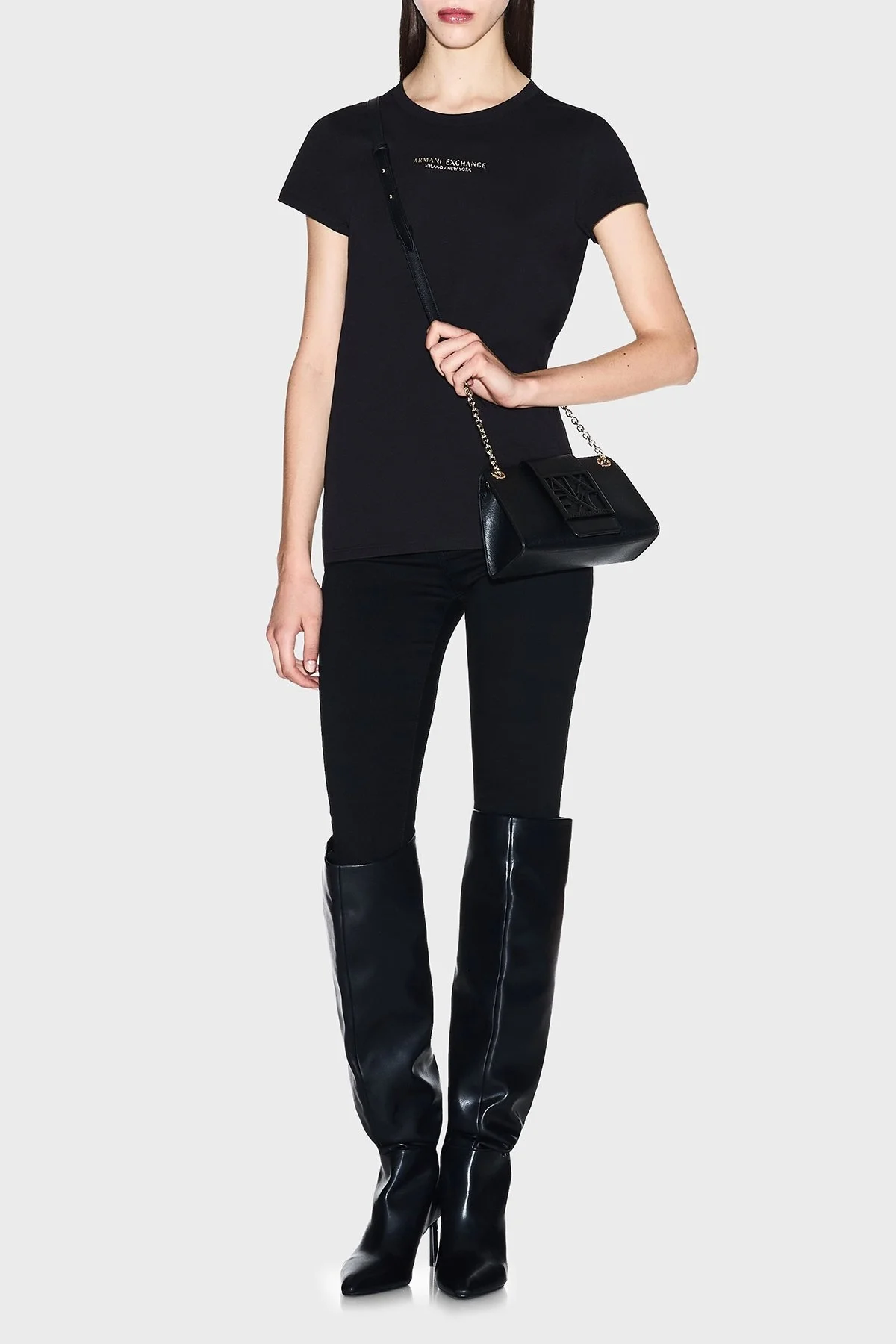 Armani Exchange Logolu % 100 Pamuk Yuvarlak Yaka Bayan T Shirt XW001455 AF10356 MC021 SİYAH-GOLD - 2