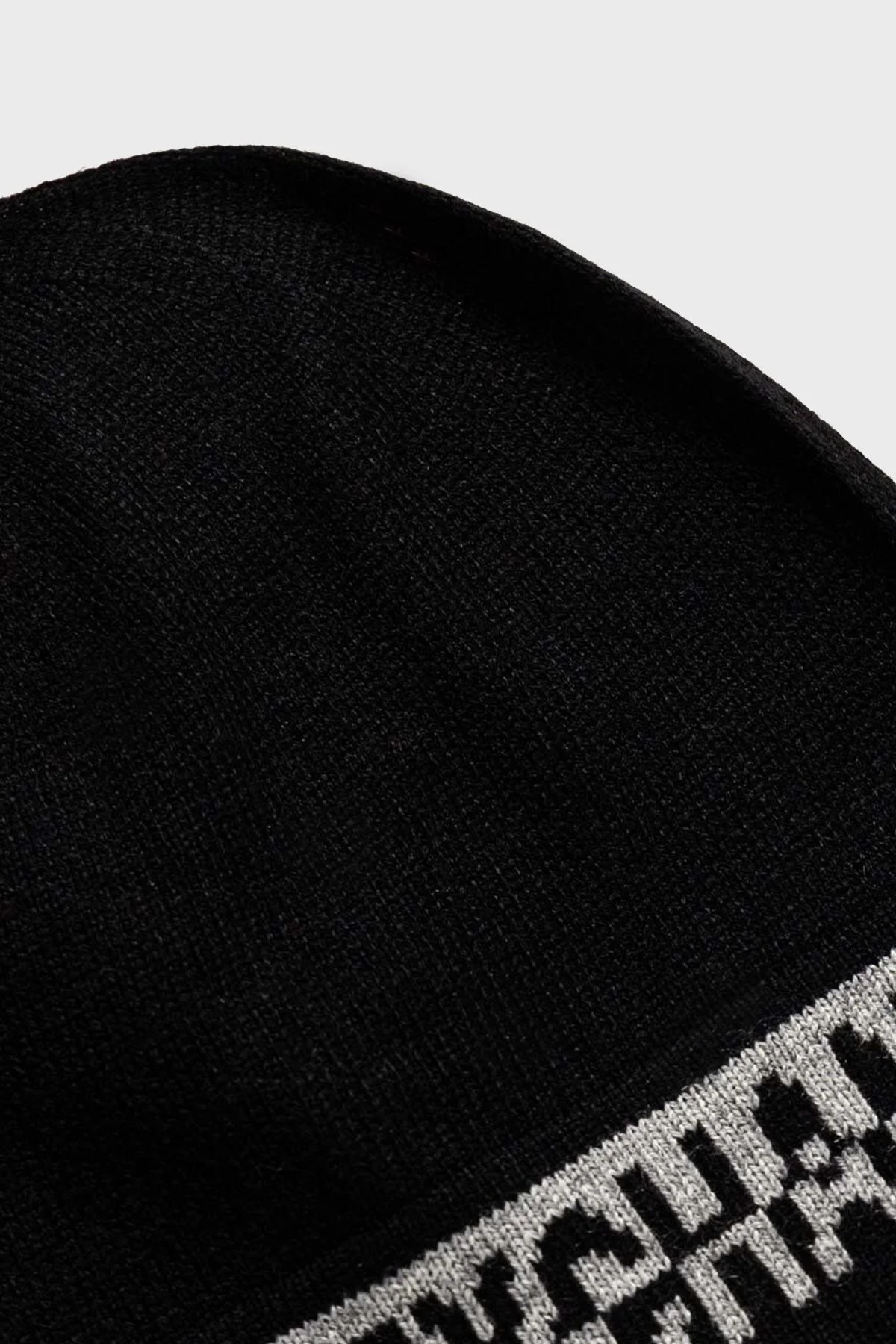 Armani Exchange Logolu Atkı Bere Erkek Takım XM000337 AF12274 FC027 SİYAH-GRİ - 5