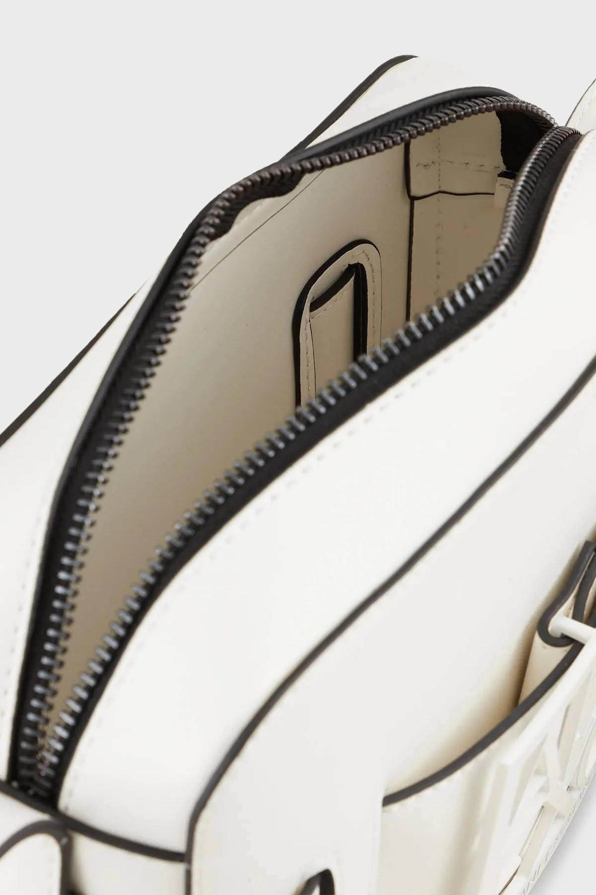 Armani Exchange Logolu Ayarlanabilir Askılı Bayan Çanta 942699 0A874 26410 BEYAZ - 6