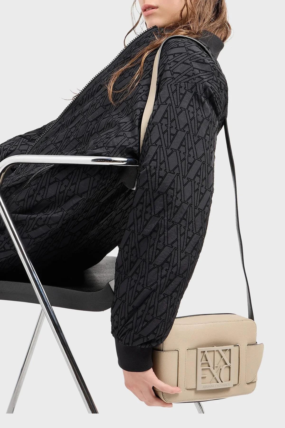 Armani Exchange Logolu Ayarlanabilir Askılı Bayan Çanta 942699 0A874 U1092 BEJ - 7