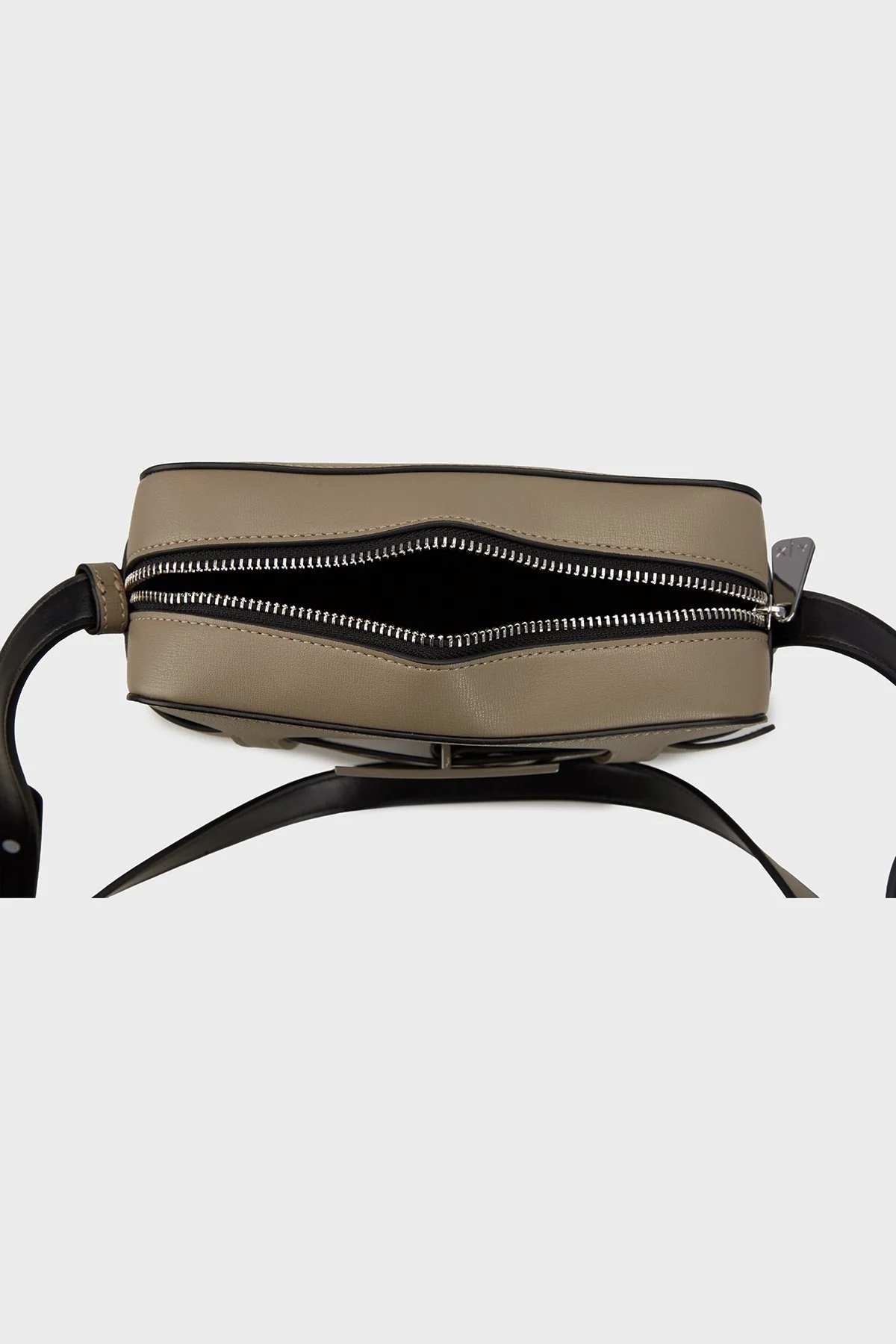 Armani Exchange Logolu Ayarlanabilir Askılı Bayan Çanta 942699 0A874 U6242 KAHVE - 3