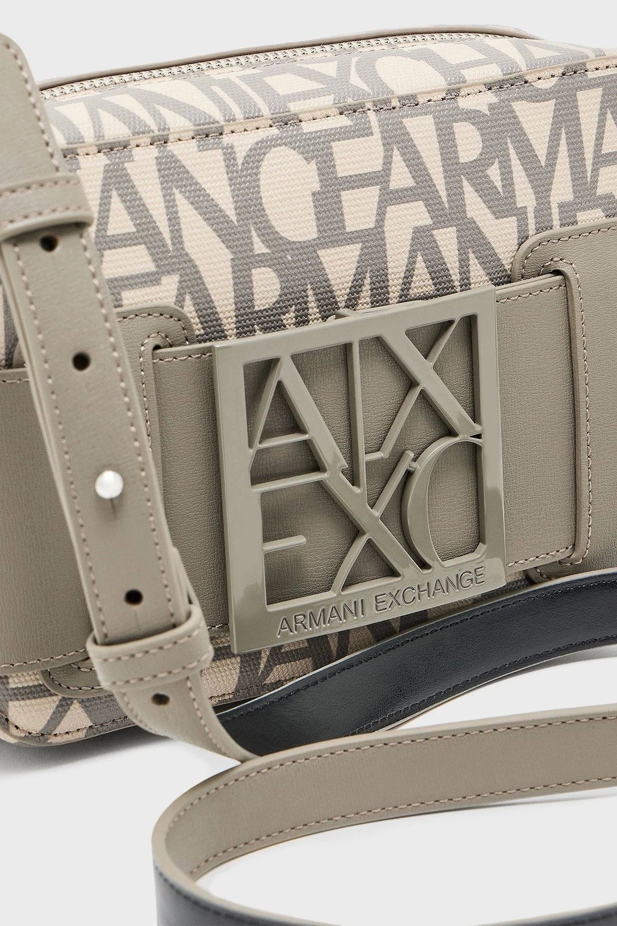 Armani Exchange Logolu Ayarlanabilir Askılı Bayan Çanta 942699 3F742 M1014 BEJ - 5