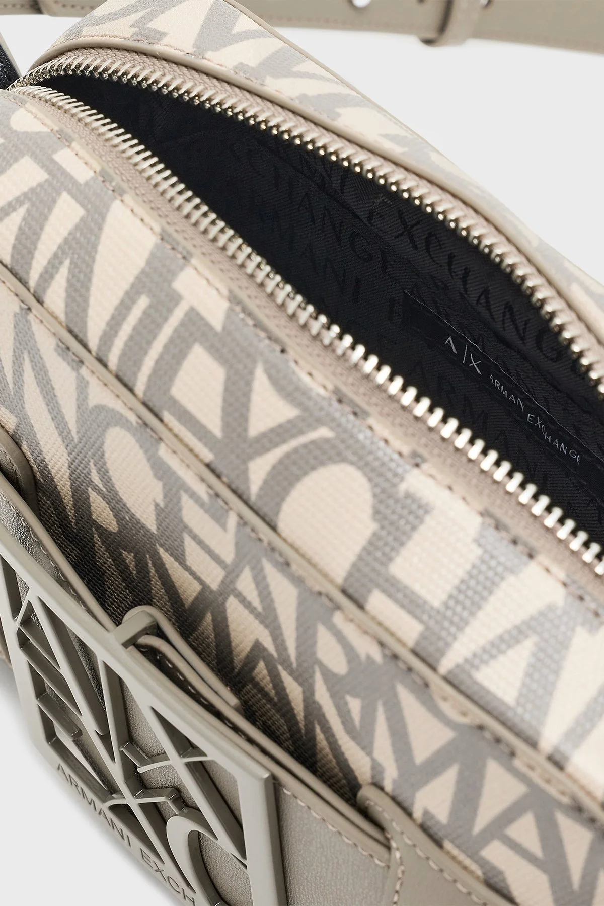 Armani Exchange Logolu Ayarlanabilir Askılı Bayan Çanta 942699 3F742 M1014 BEJ - 6