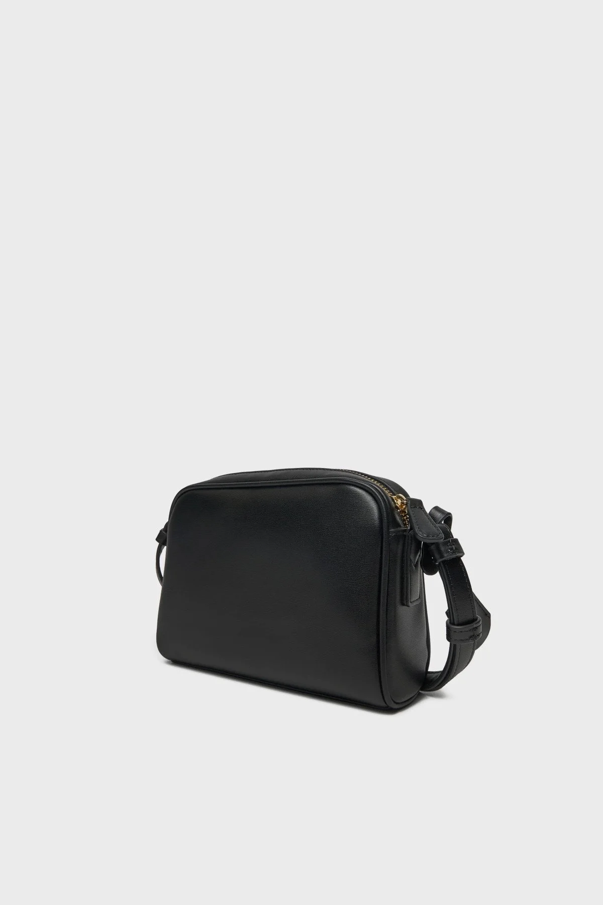 Armani Exchange Logolu Ayarlanabilir Askılı Bayan Çanta XW000303 AF12040 UC001 SİYAH - 6