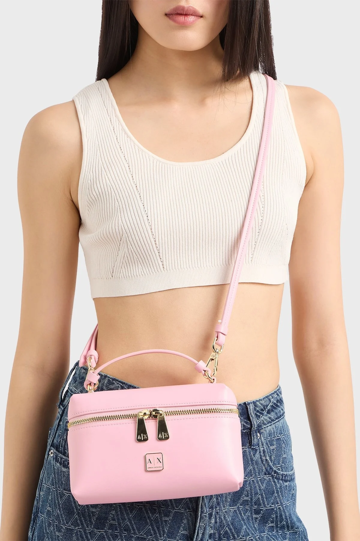 Armani Exchange Logolu Ayarlanabilir Askılı Bayan Çanta XW000412 AF12153 U4176 AÇIK PEMBE - 2
