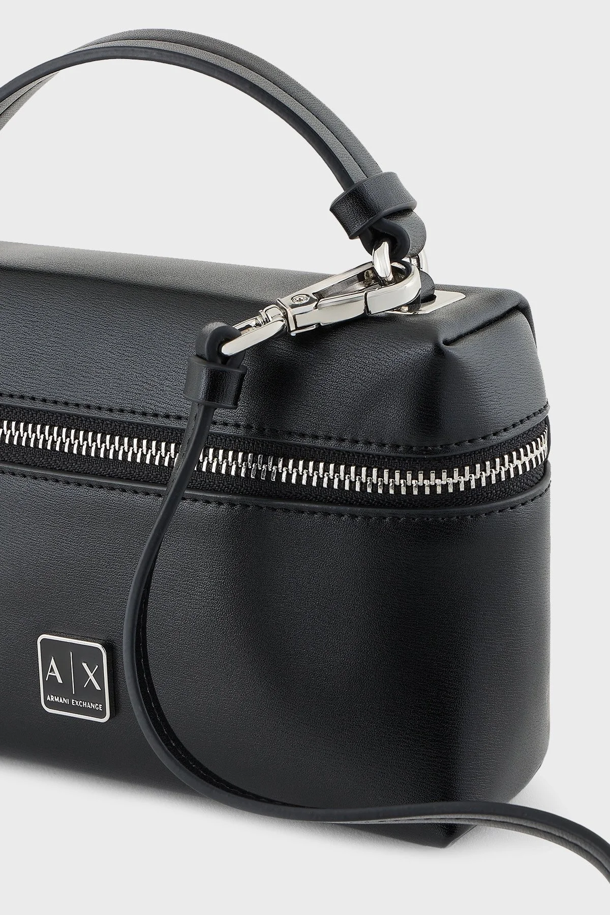 Armani Exchange Logolu Ayarlanabilir Askılı Bayan Çanta XW000412 AF12153 UC001 SİYAH - 12