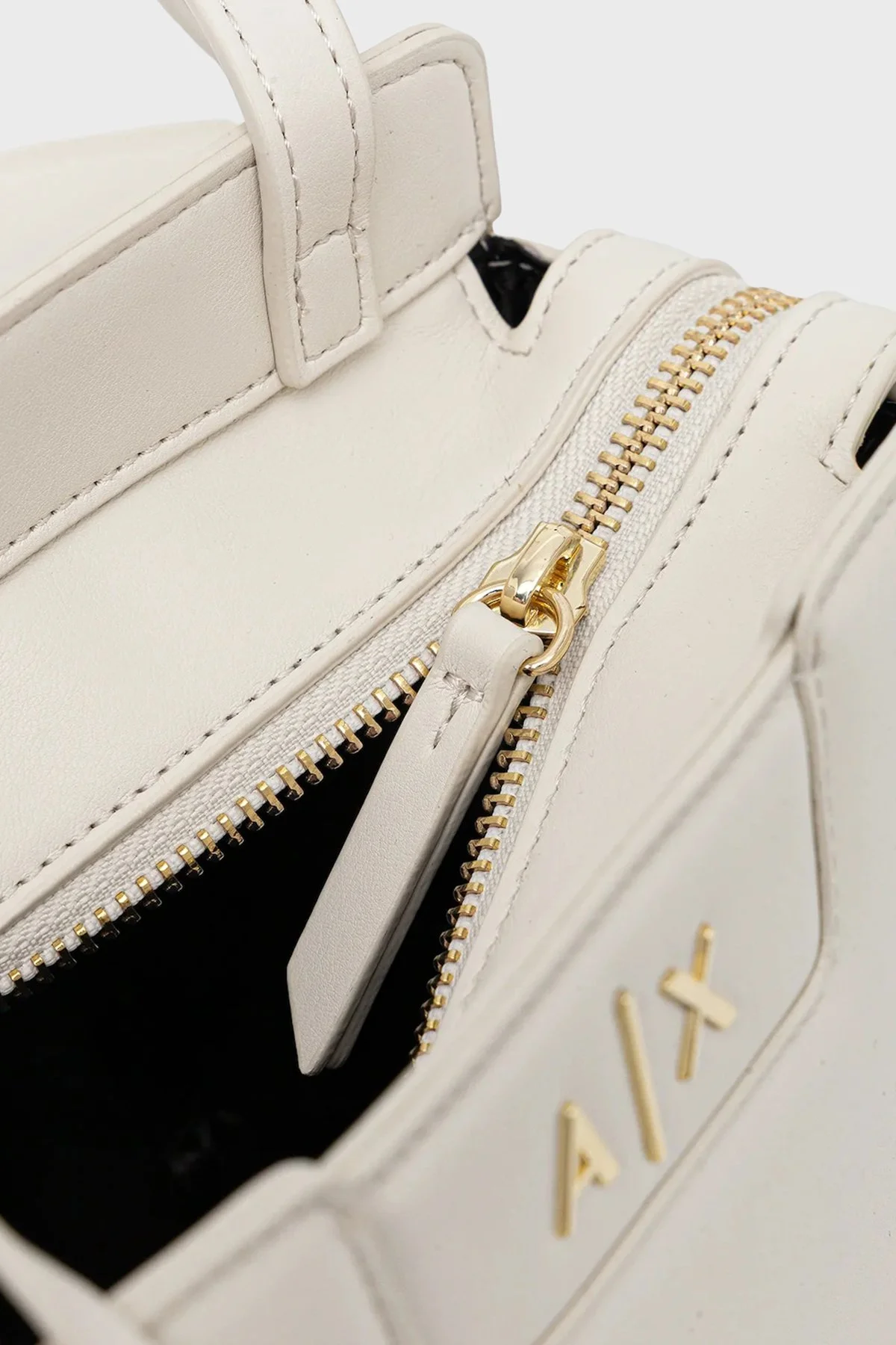 Armani Exchange Logolu Ayarlanabilir Askılı Bayan Çanta XW002162 AF19892 U1003 KREM - 5