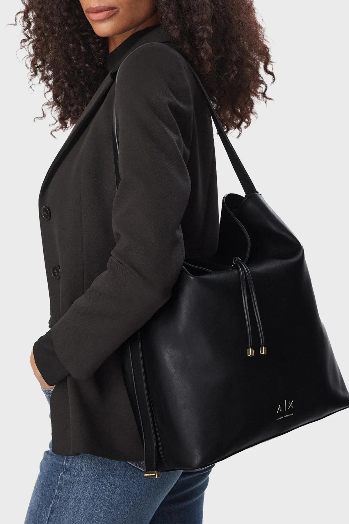Armani Exchange Logolu Ayarlanabilir Askılı Kadın Çanta XW002989 AF19902 UC001 Siyah - 2