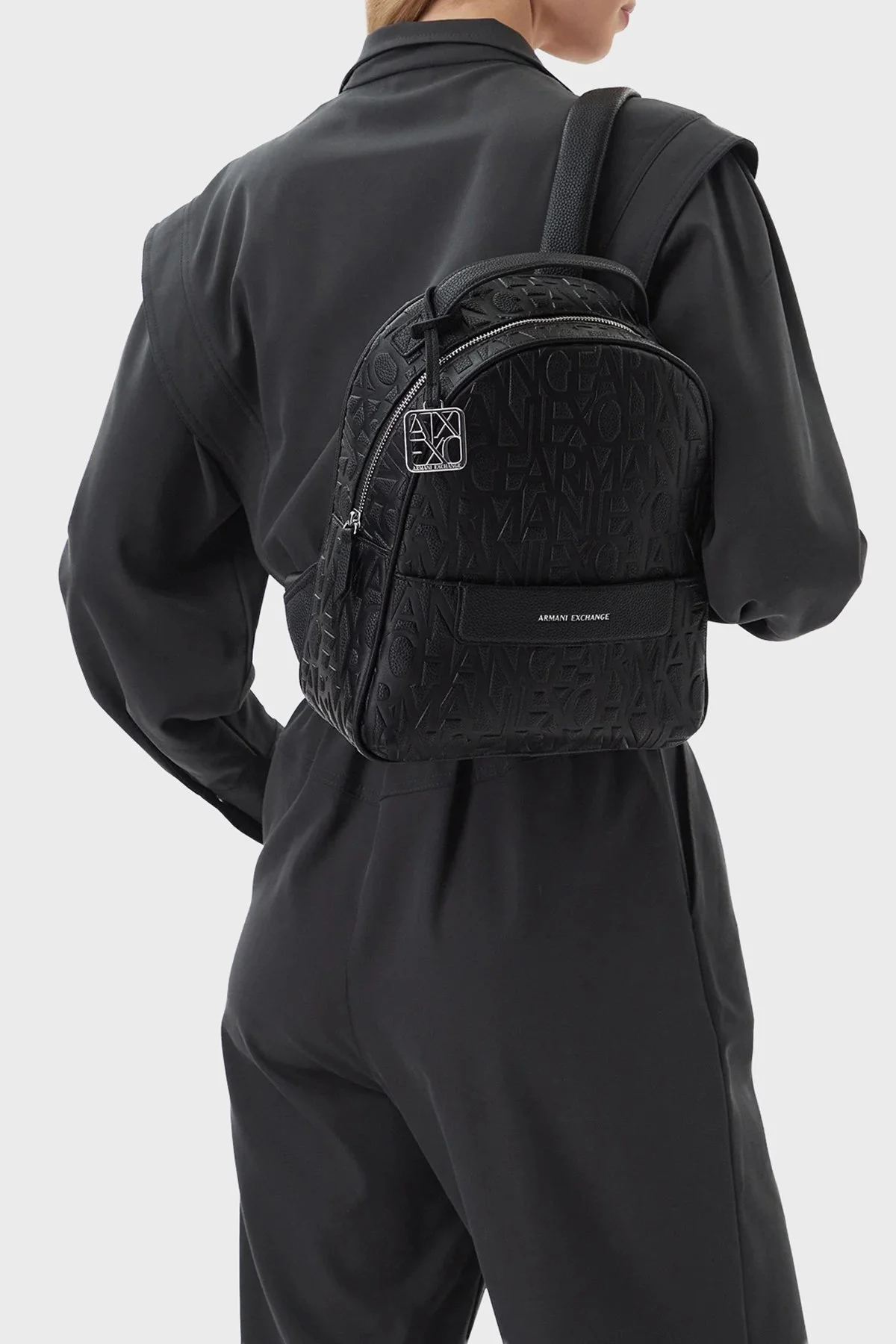 Armani Exchange Logolu Ayarlanabilir Askılı Kadın Sırt Çantası XW002234 AF15774 UC001 Siyah - 2