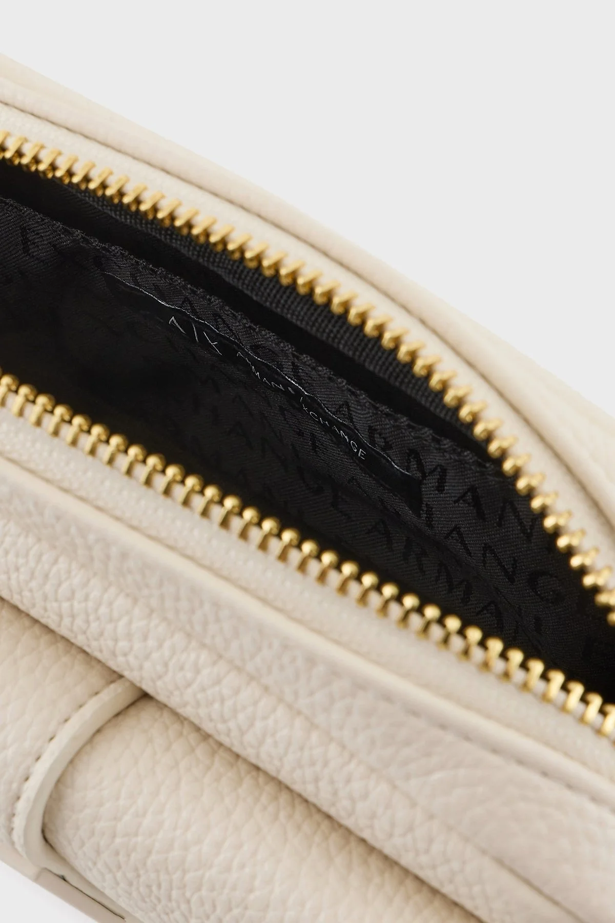 Armani Exchange Logolu Ayarlanabilir Askılı Mini Bayan Çanta XW000324 AF11902 U1074 EKRU - 10