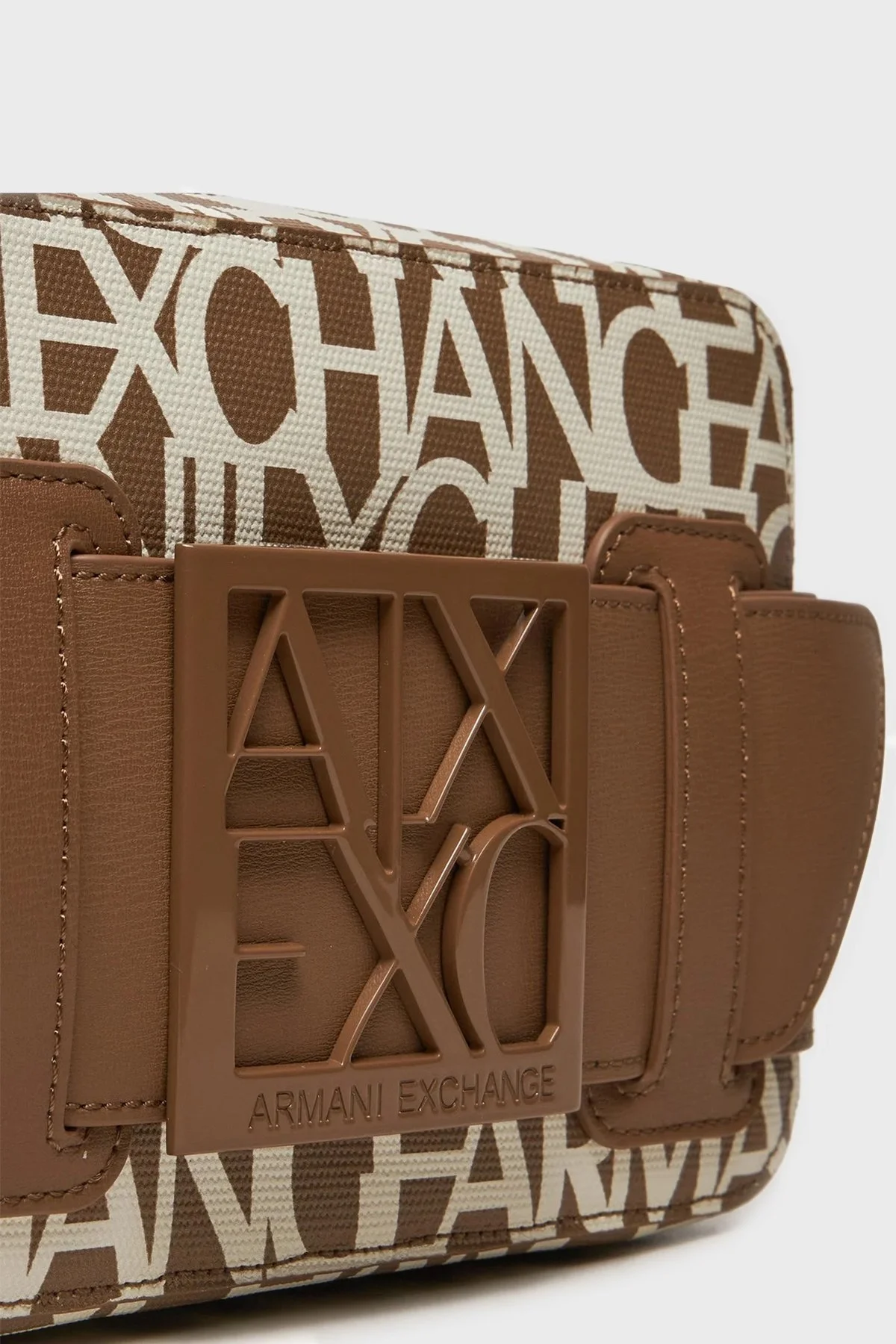 Armani Exchange Logolu Ayarlanabilir Omuz Askılı Bayan Çanta 942699 3F742 20511 BEYAZ - 5