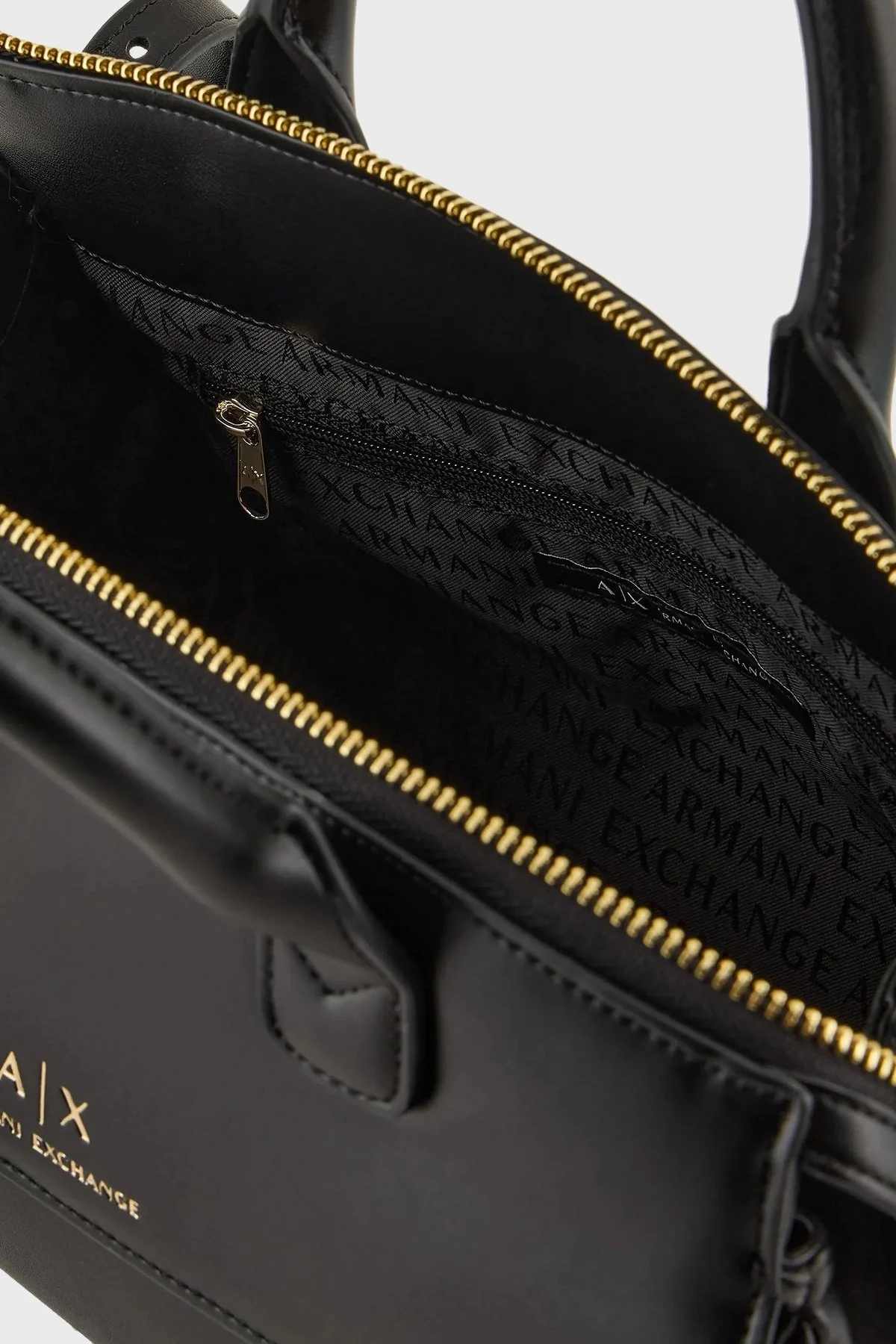 Armani Exchange Logolu Ayarlanabilir Omuz Askılı Bayan Çanta 949162 4F779 00020 SİYAH - 5