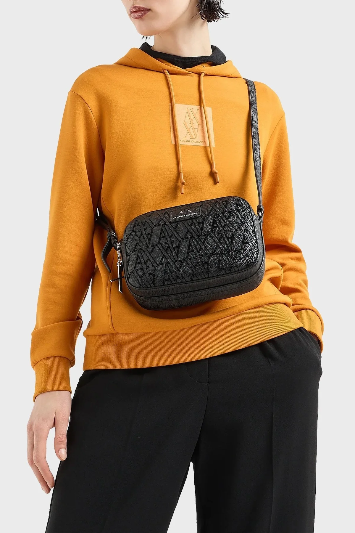 Armani Exchange Logolu Ayarlanabilir Omuz Askılı Bayan Çanta 949199 4F711 00020 SİYAH - 7