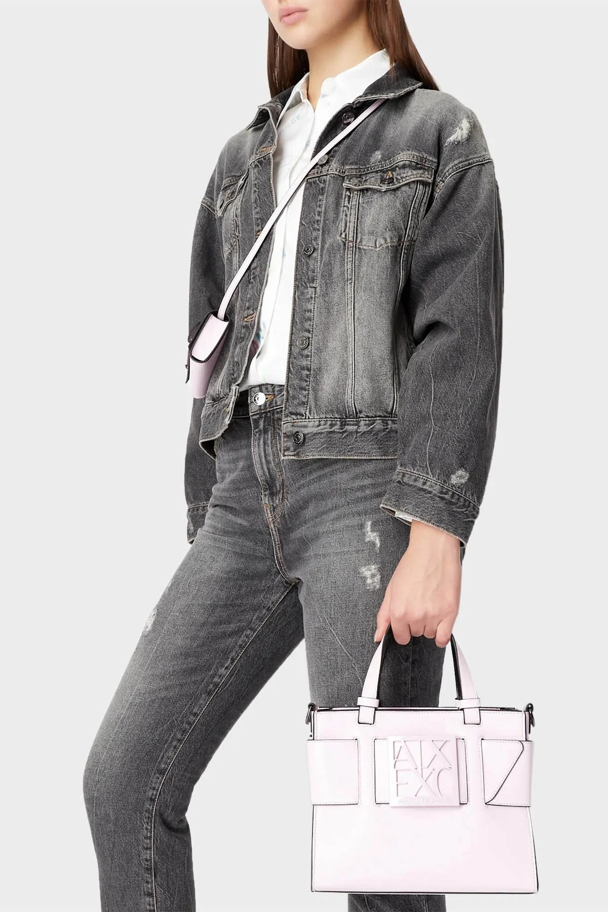 Armani Exchange Logolu Ayarlanabilir ve Çıkarılabilir Uzatma Askılı Bayan Çanta 942690 0A874 18070 PEMBE - 2