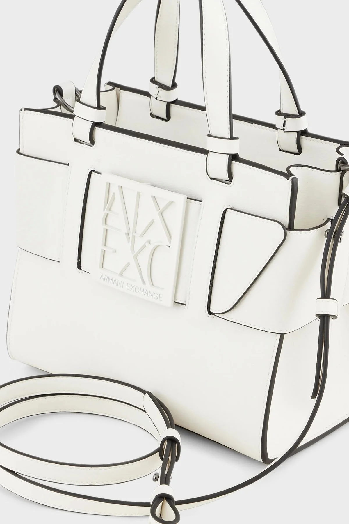 Armani Exchange Logolu Ayarlanabilir ve Çıkarılabilir Uzatma Askılı Bayan Çanta 942690 0A874 26410 BEYAZ - 3