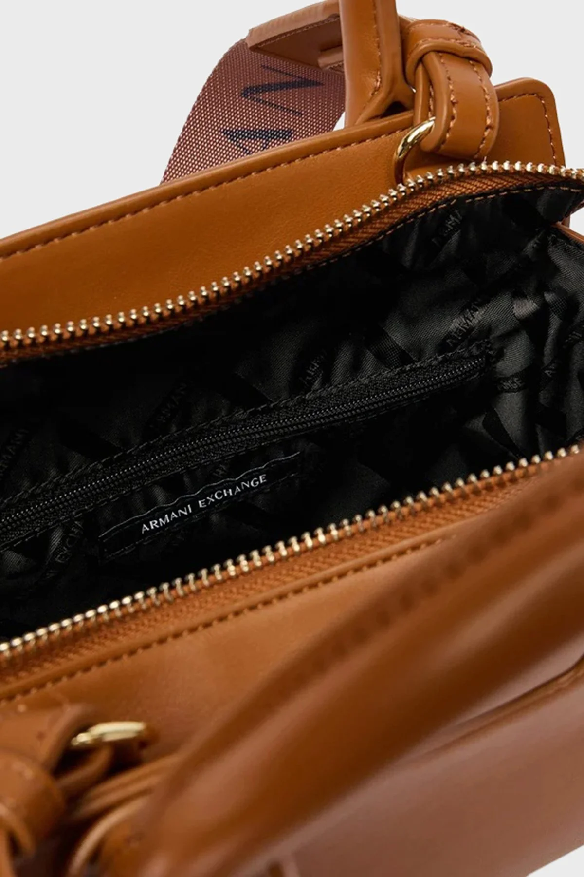 Armani Exchange Logolu Ayarlanabilir ve Çıkarılabir Askılı Bayan Çanta XW002159 AF19892 U6123 TABA - 6