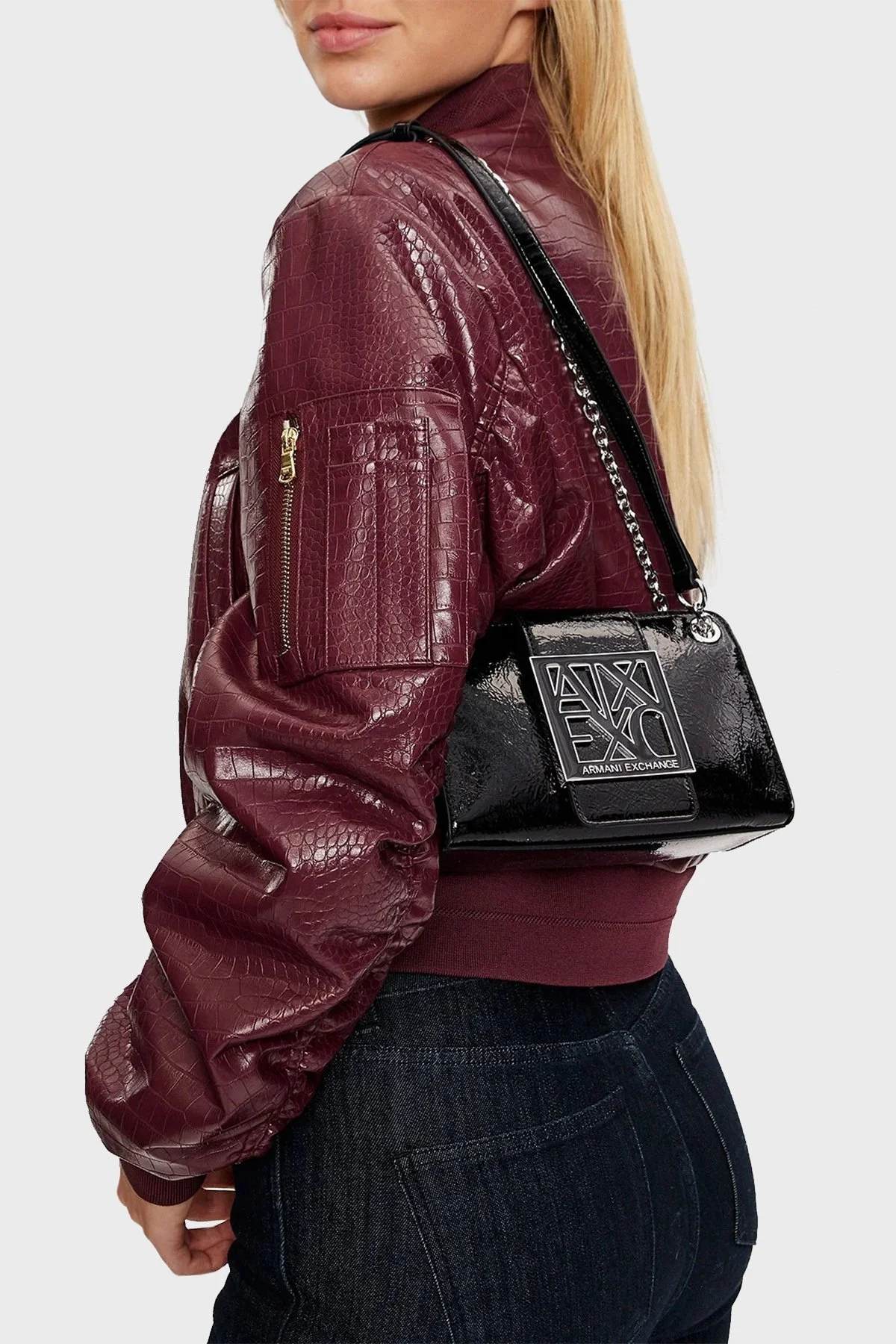 Armani Exchange Logolu Ayarlanabilir Zincir Askılı Bayan Çanta 948590 4F766 00020 SİYAH - 2