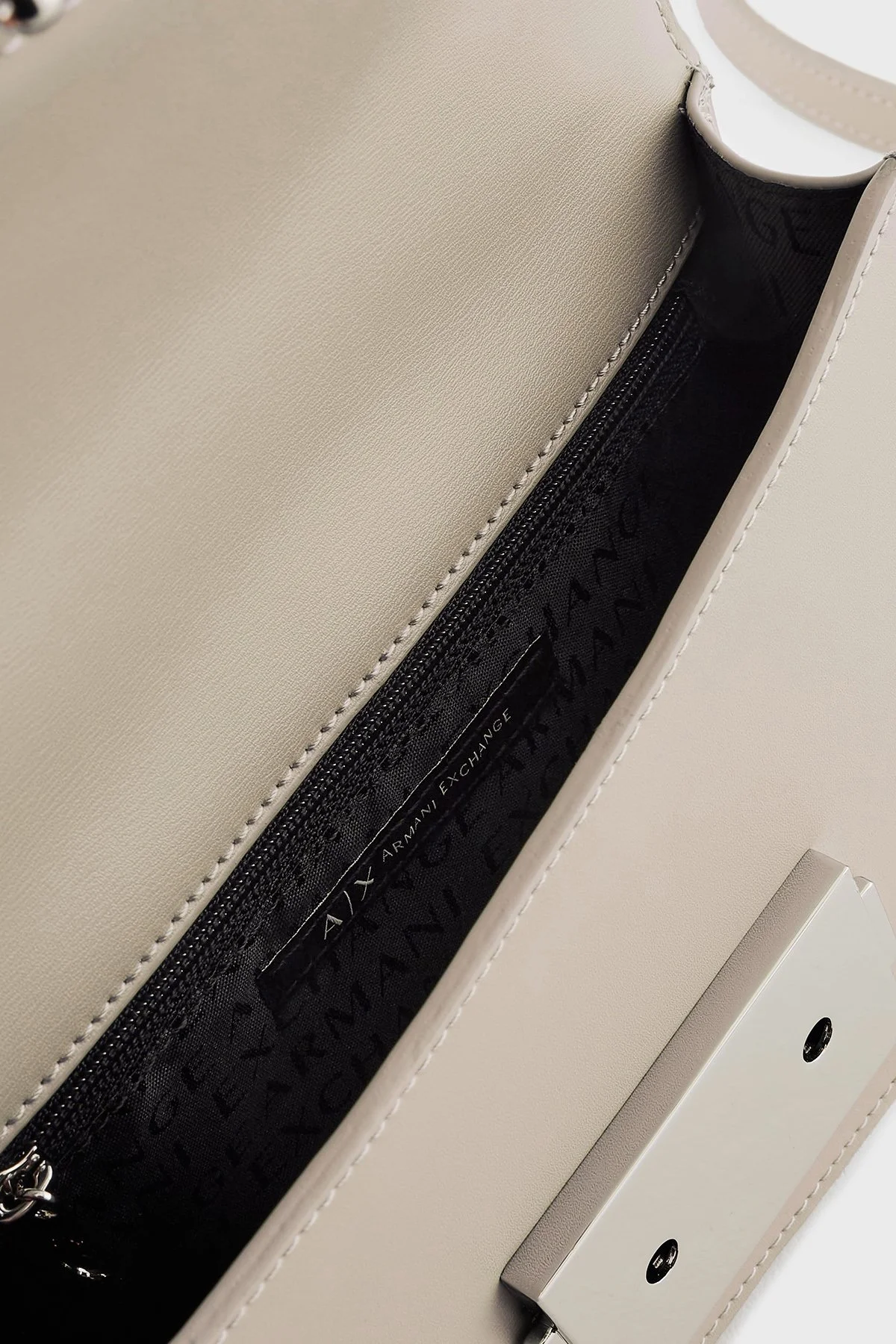 Armani Exchange Logolu Ayarlanabilir Zincir Askılı Bayan Çanta XW000071 AF12039 U1095 BEJ - 10