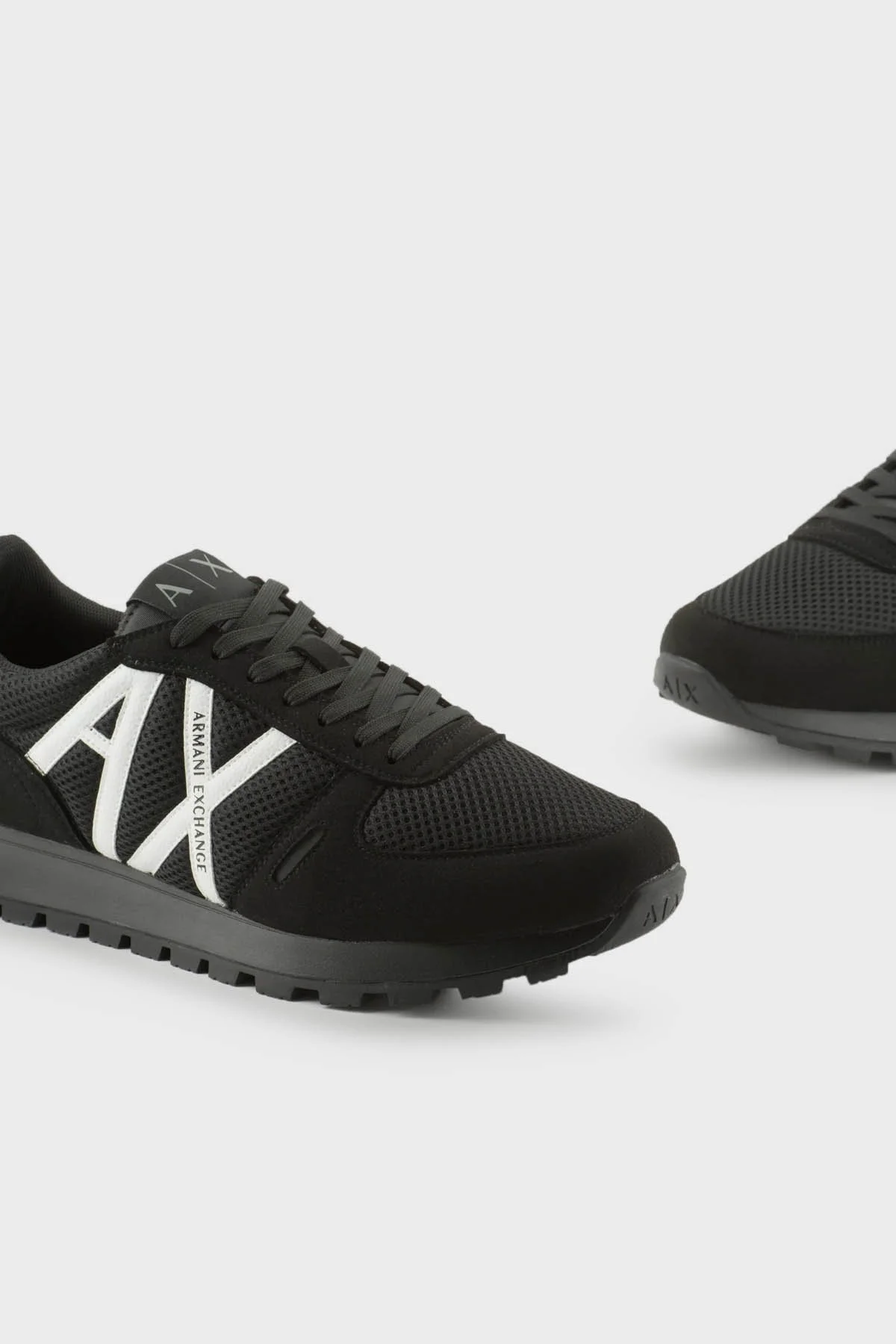 Armani Exchange Logolu Bağlamalı Spor Erkek Ayakkabı XUX169 XV660 N814 SİYAH-BEYAZ - 3