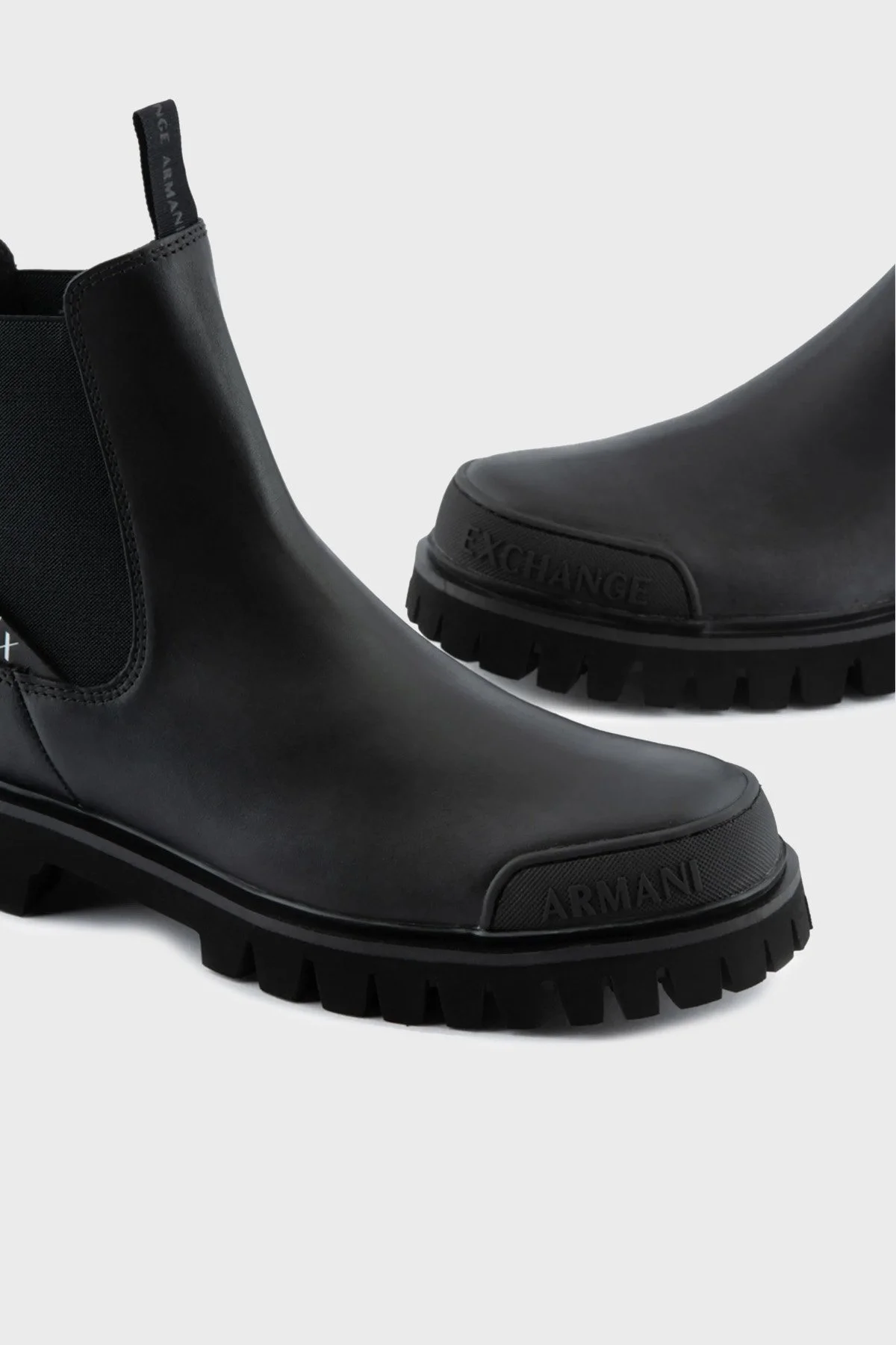Armani Exchange Logolu Chelsea Erkek Bot XUM009 XV617 00002 SİYAH - 4