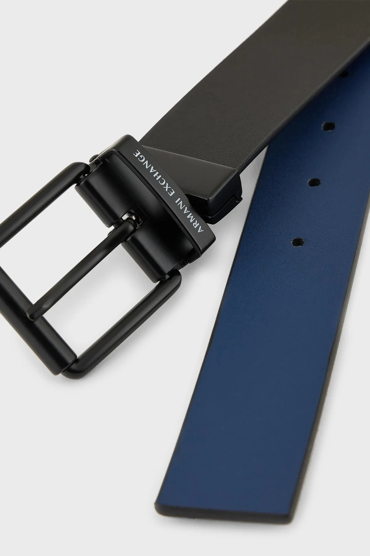 Armani Exchange Logolu Çift Taraflı Deri Erkek Kemer 951404 4R860 58520 SİYAH-MAVİ - 2