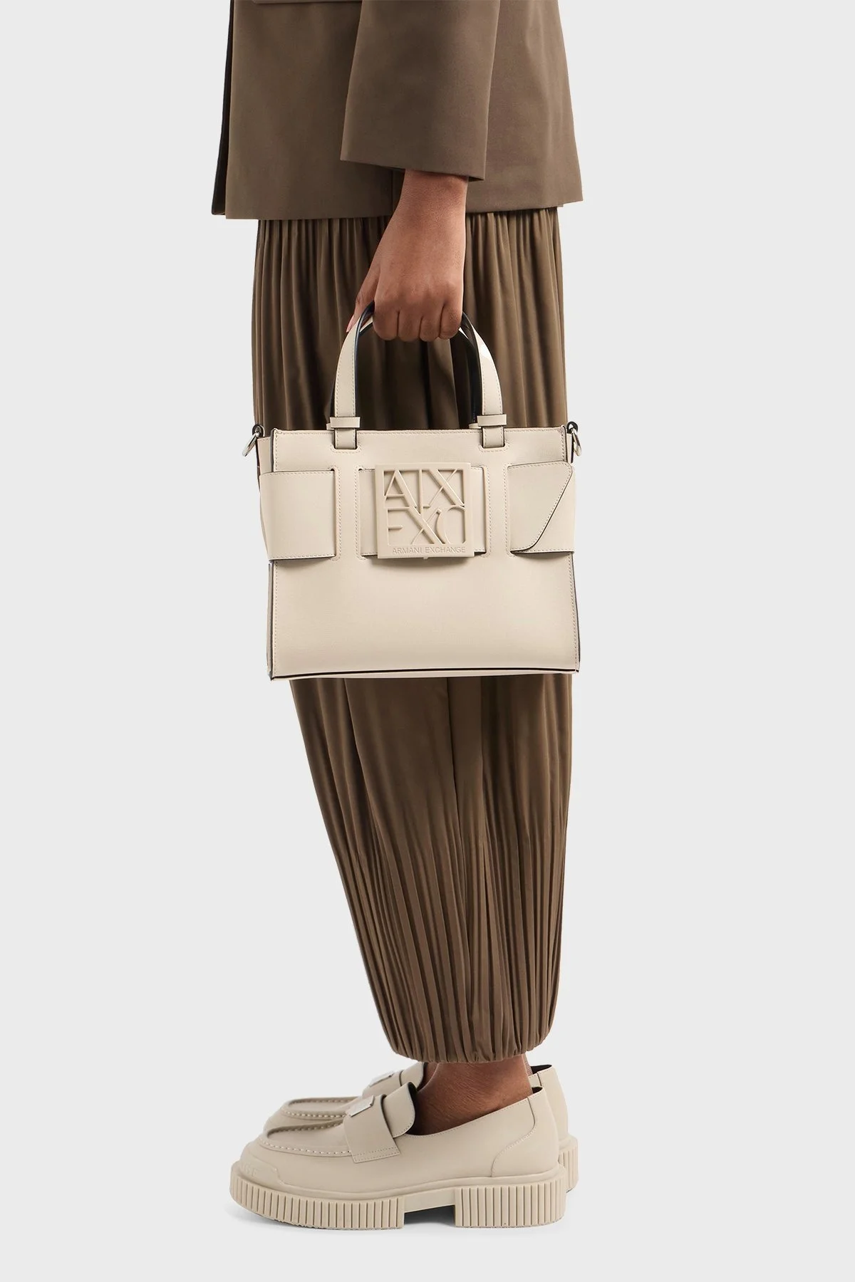 Armani Exchange Logolu Çıkarılabilir Askılı Bayan Çanta 942689 0A874 U1092 KREM - 10