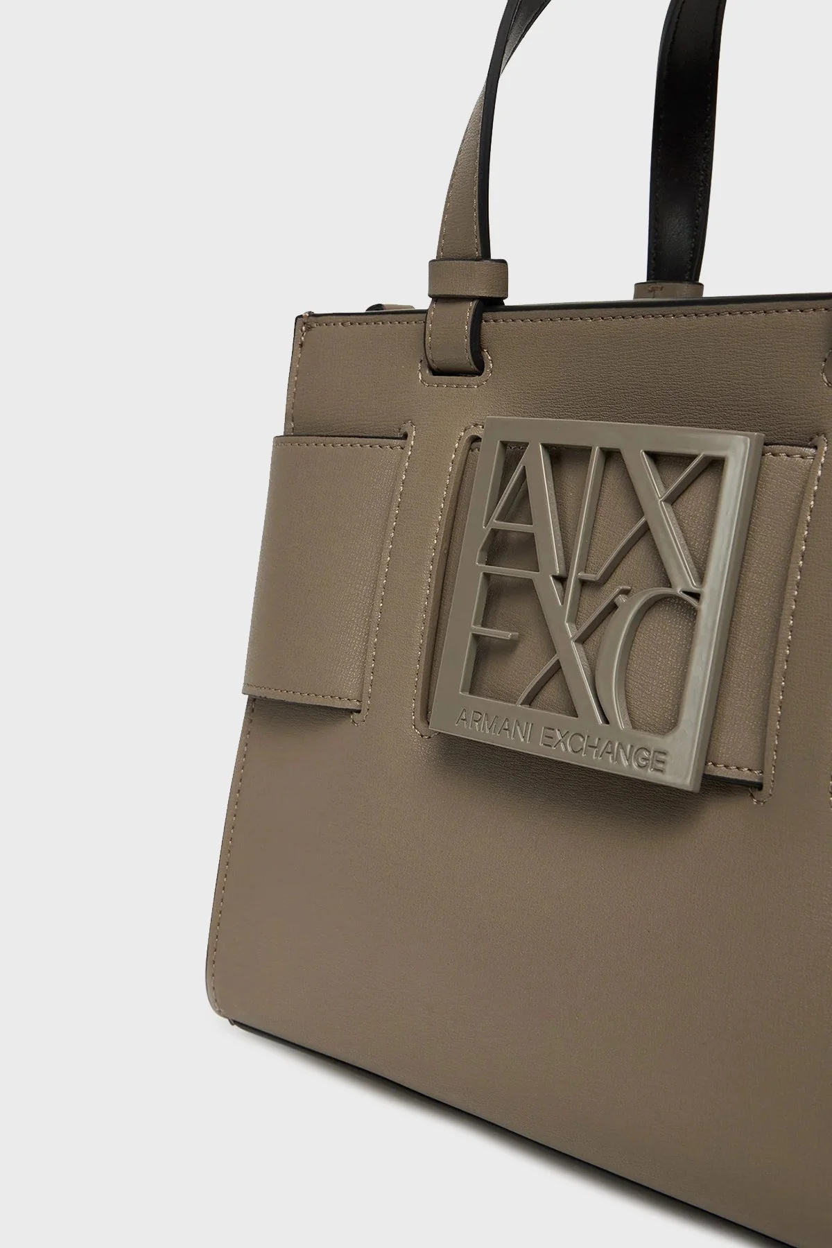 Armani Exchange Logolu Çıkarılabilir Askılı Kadın Çanta 942690 0A874 U6242 BEJ - 4