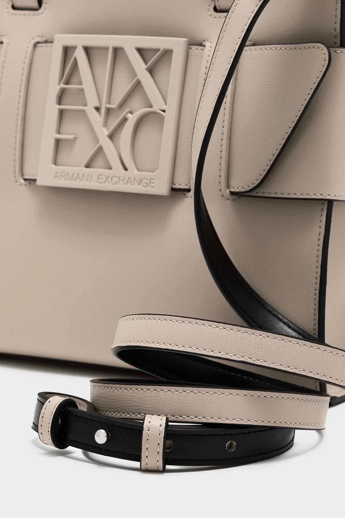 Armani Exchange Logolu Çıkarılabilir Askılı Bayan Çanta 9426900 A874 U1092 KREM - 6