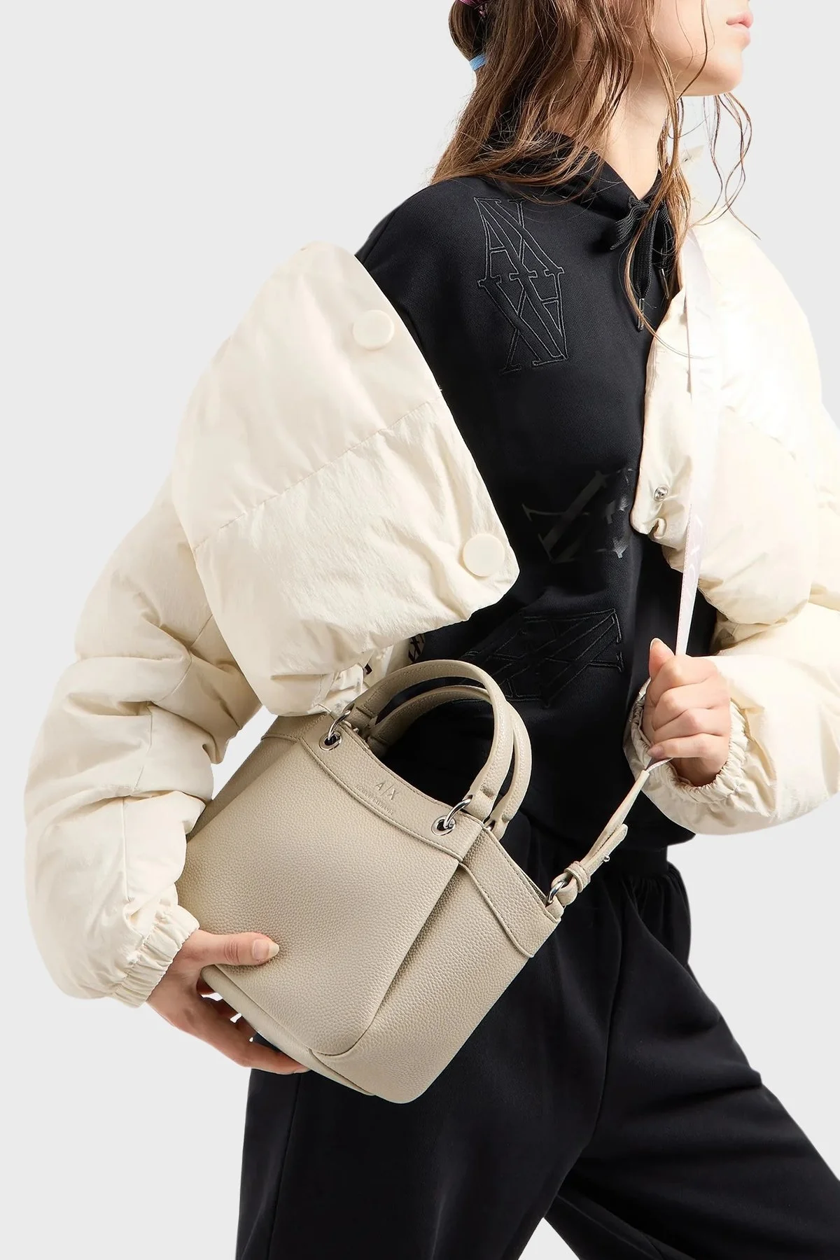 Armani Exchange Logolu Çıkarılabilir Askılı Bayan Çanta 942927 CC783 14349 BEJ - 2