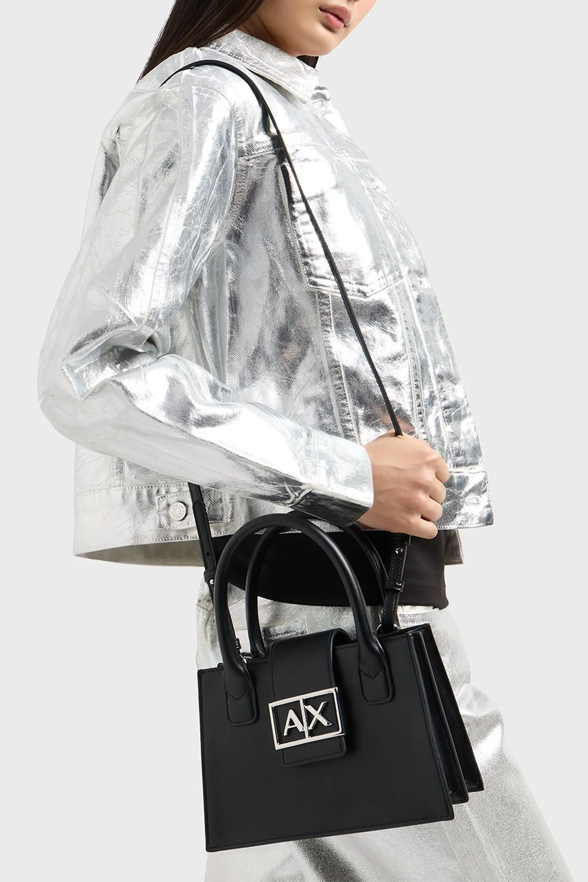 Armani Exchange Logolu Çıkarılabilir Askılı Bayan Çanta XW000306 AF12039 UC001 SİYAH - 10