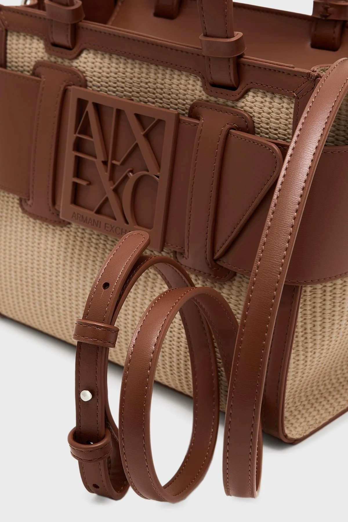 Armani Exchange Logolu Çıkarılabilir Askılı Bayan Çanta XW000392 AF13673 U6164 VİSKİ - 5